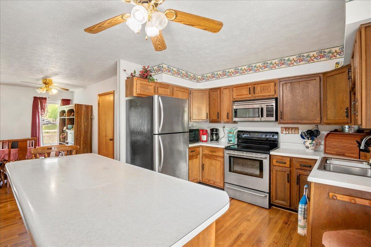 2922 State Highway 1232 Property Photo 14