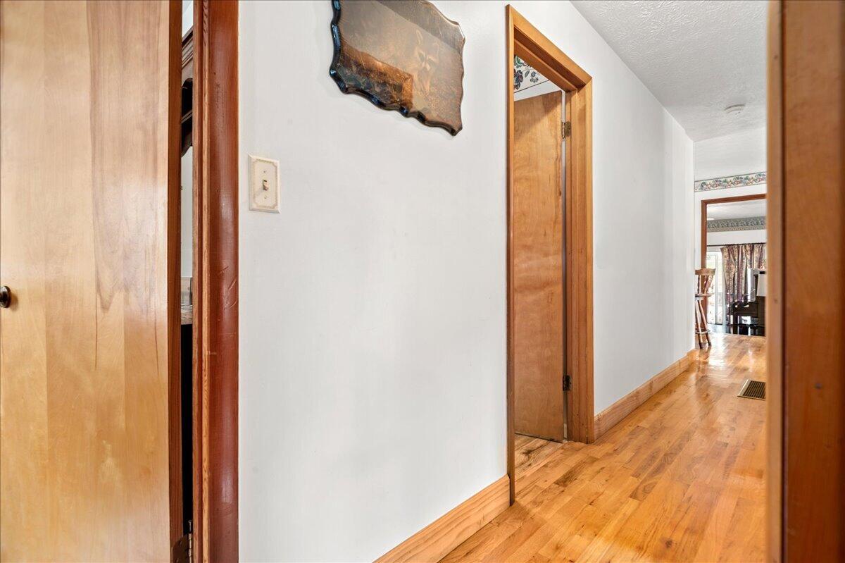 2922 State Highway 1232 Property Photo 28