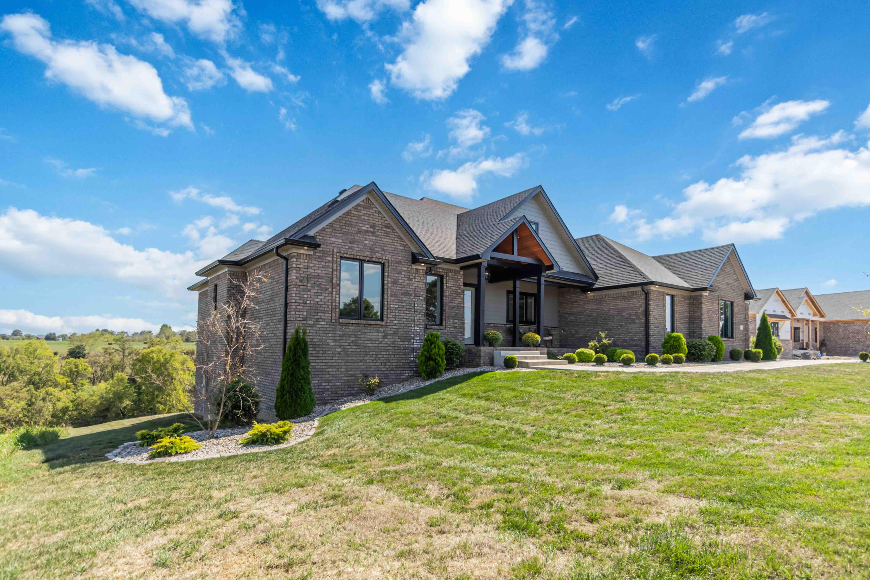4160 Equestrian Way Property Photo 3