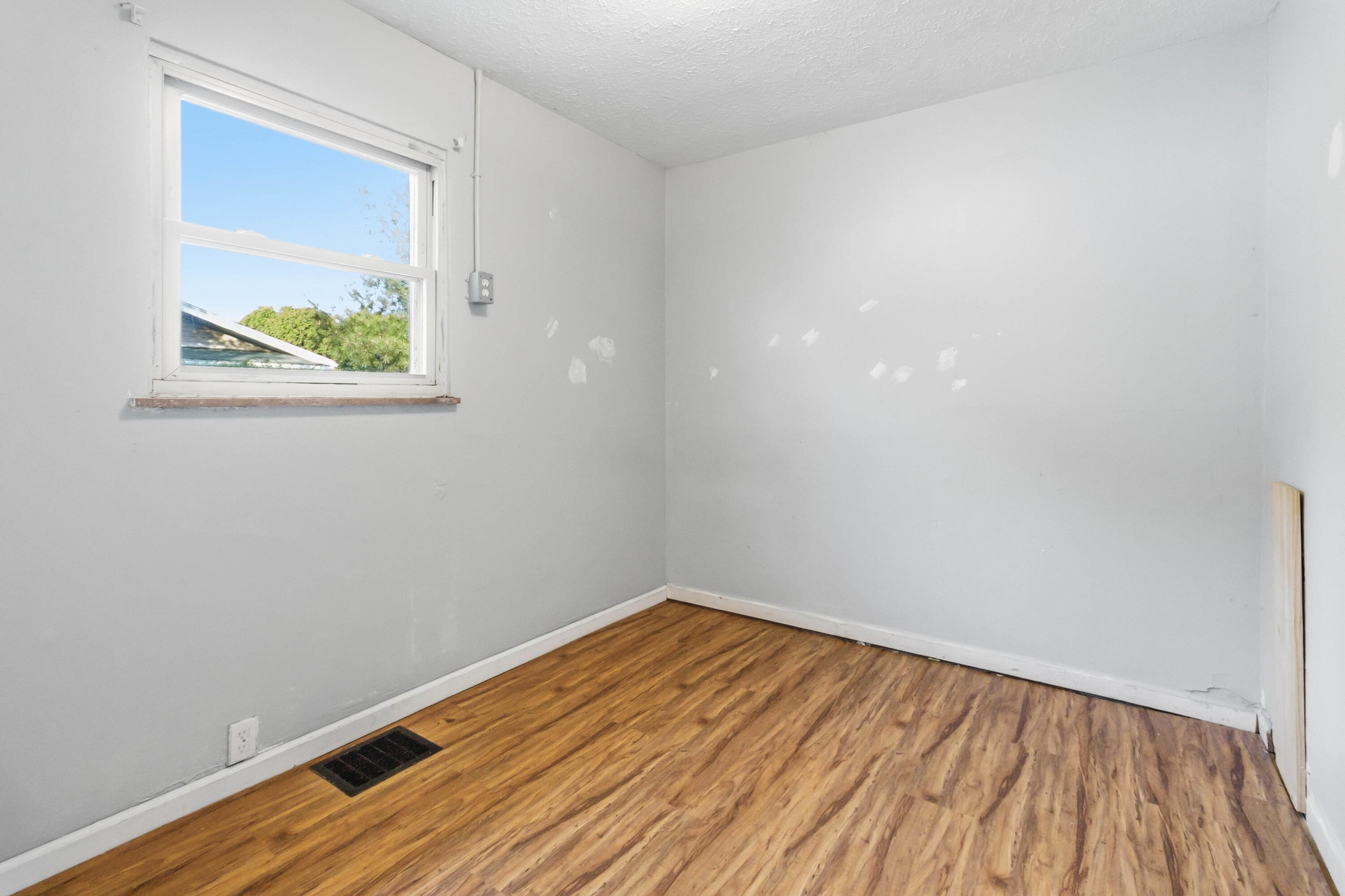 8797 State Highway 1232 Property Photo 6