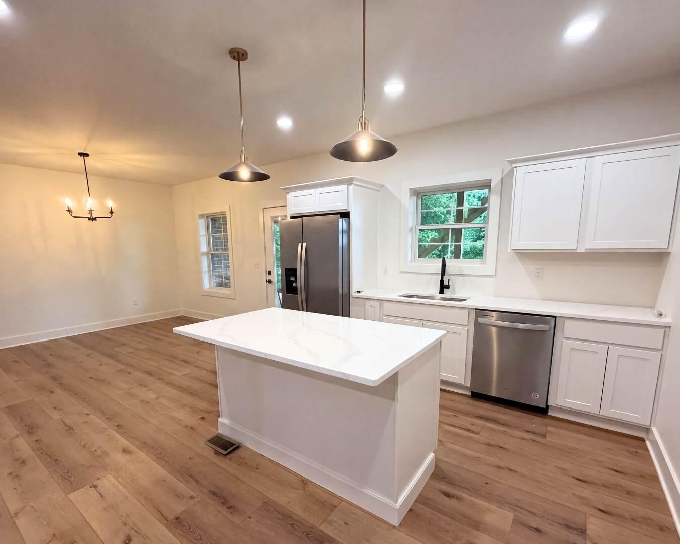 106 Sena Way Property Photo 14