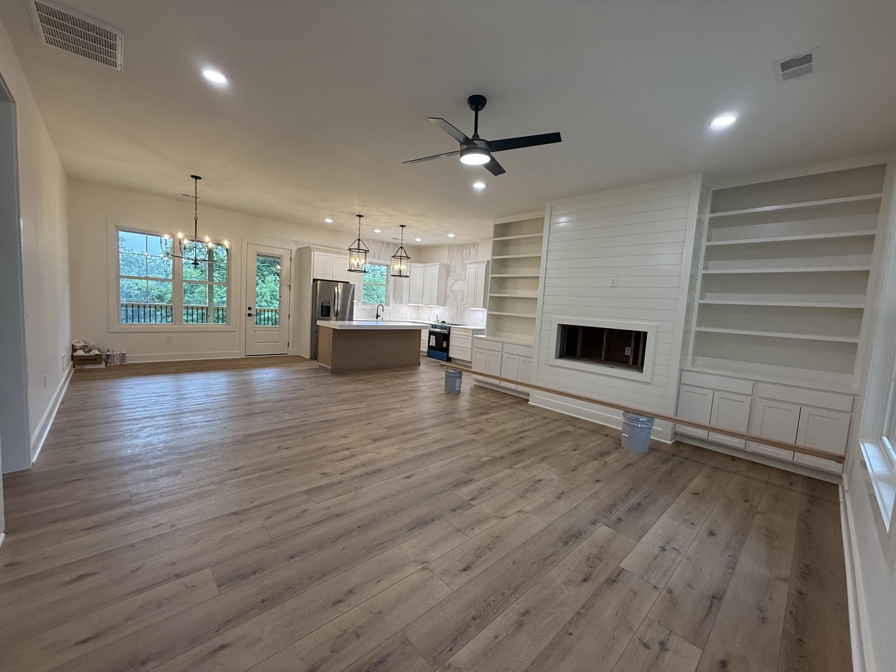 106 Sena Way Property Photo 27