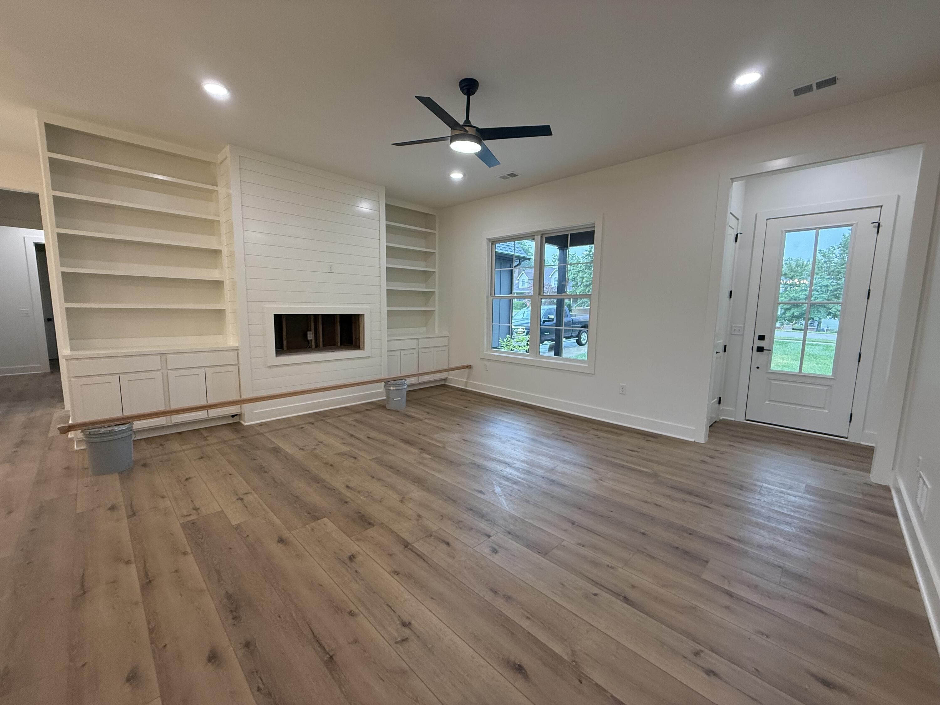 106 Sena Way Property Photo 29