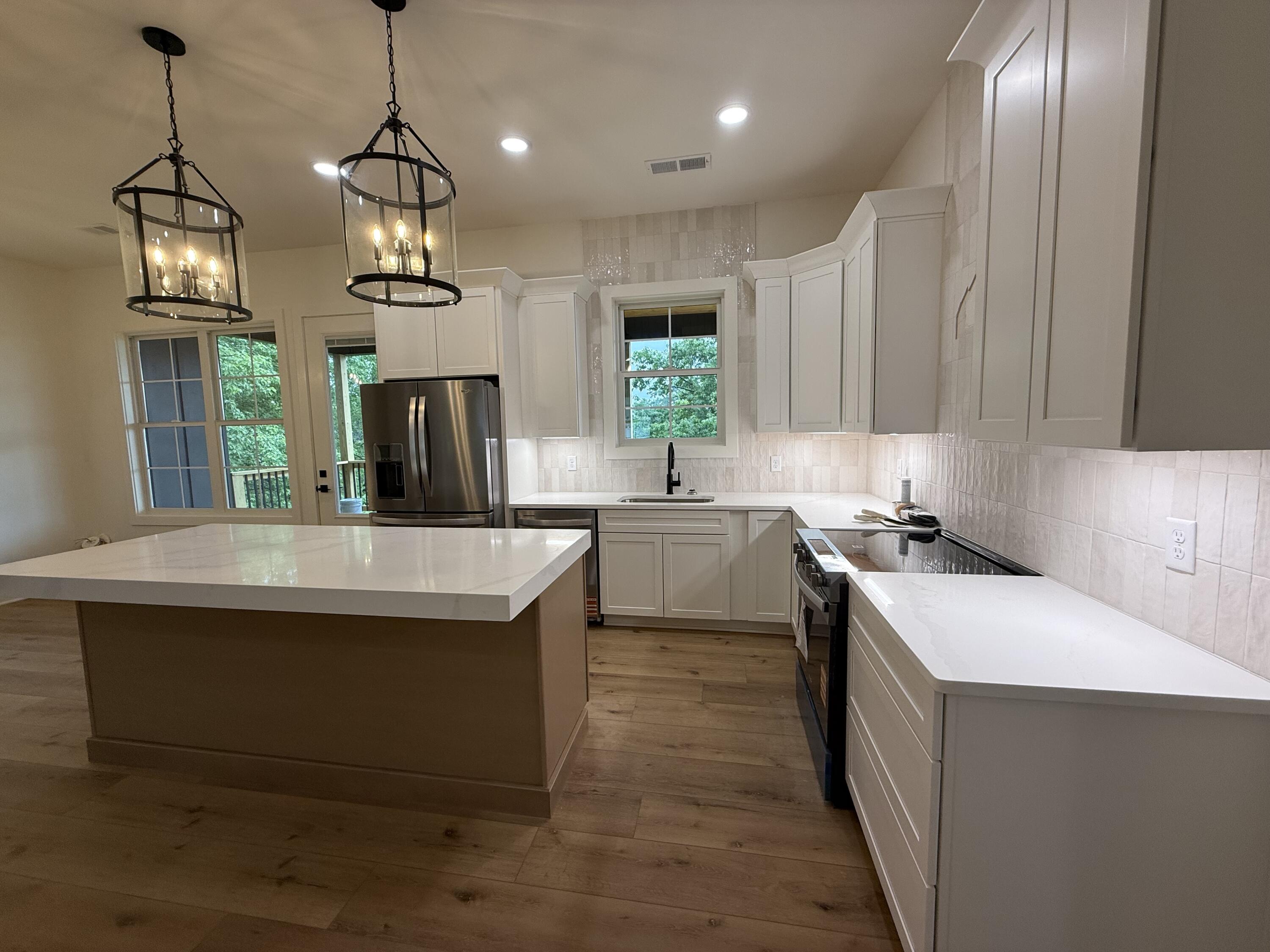 106 Sena Way Property Photo 32