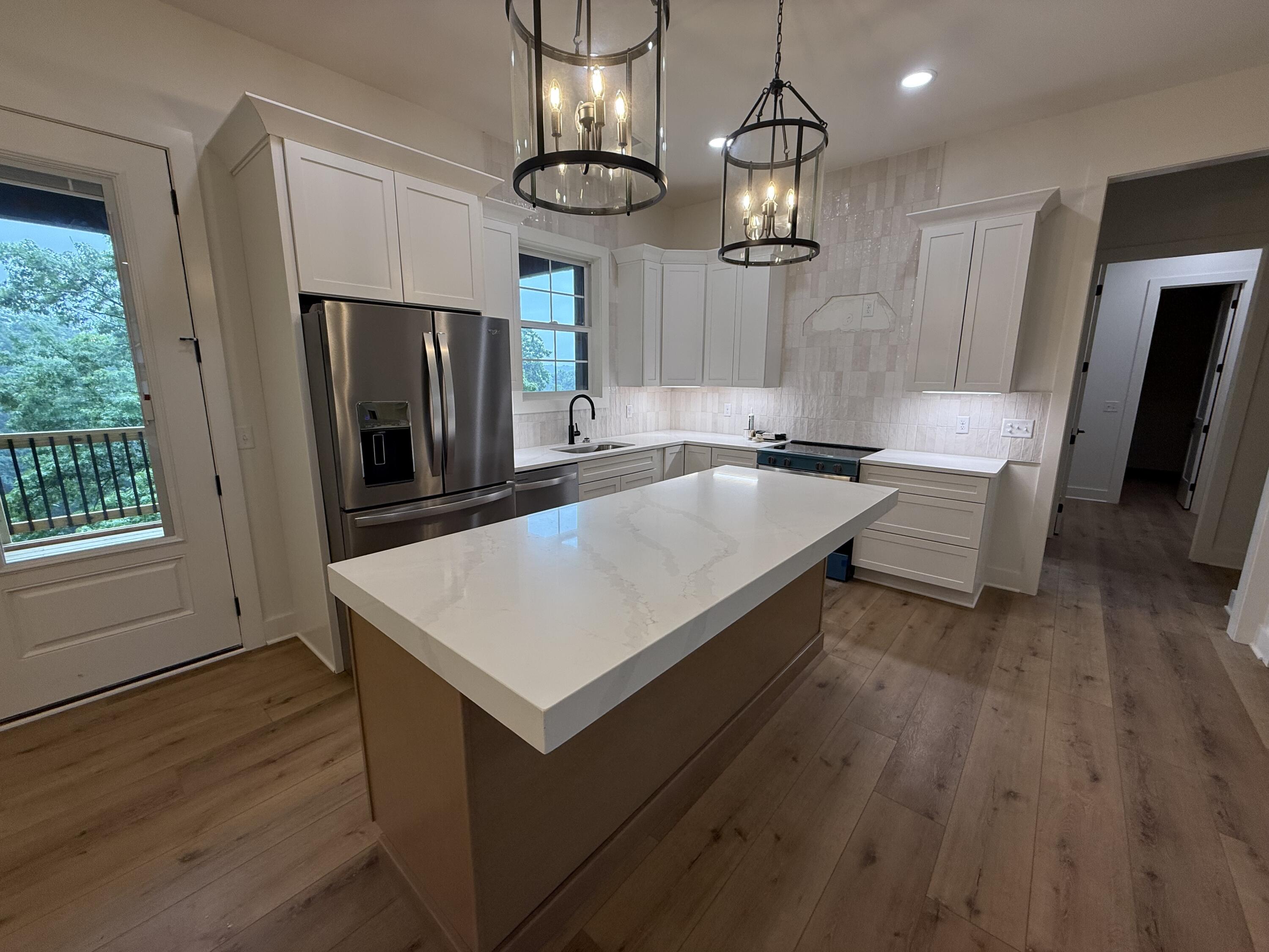 106 Sena Way Property Photo 33