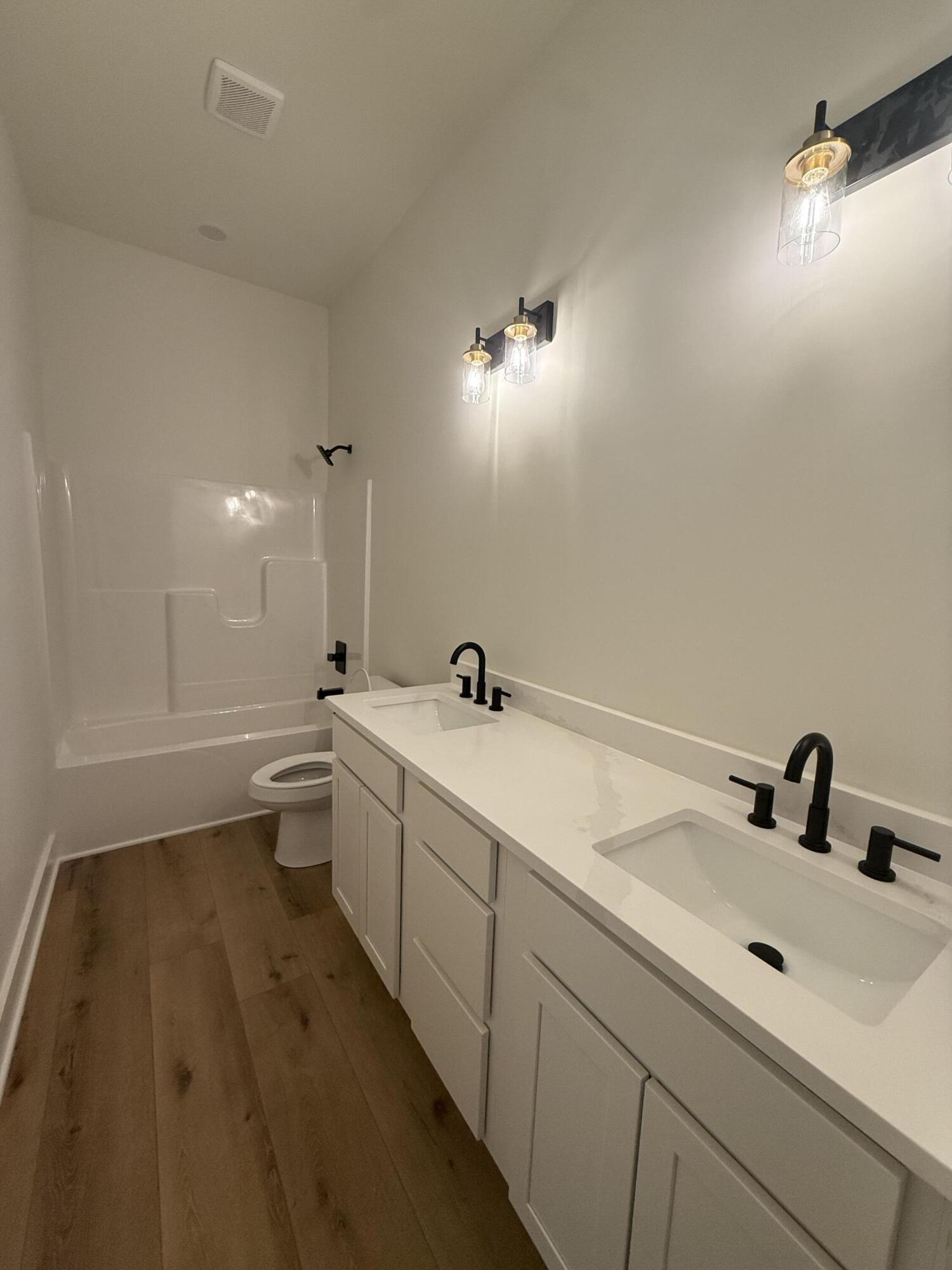106 Sena Way Property Photo 44