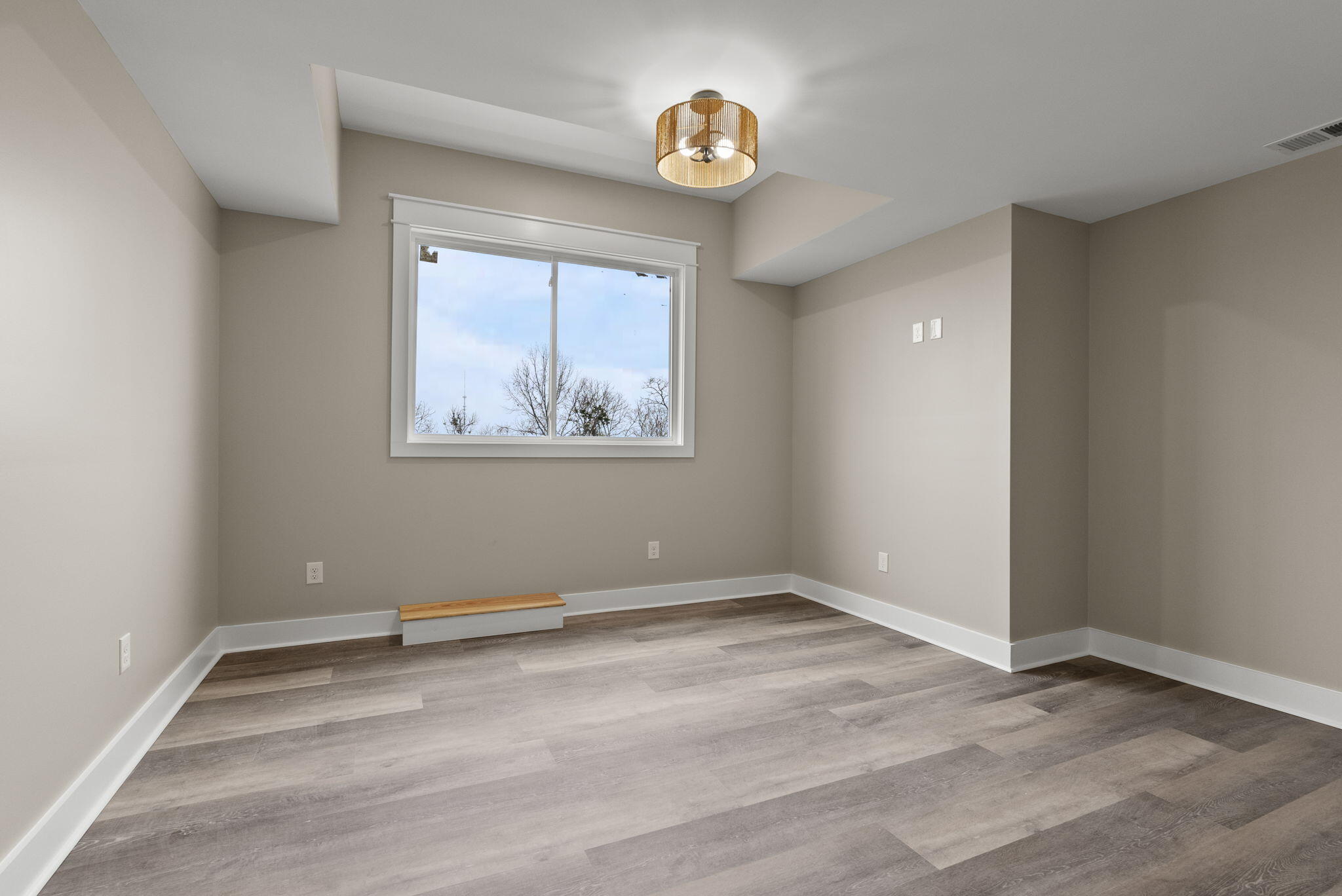 604 Persimmon Ridge Trail Property Photo 49