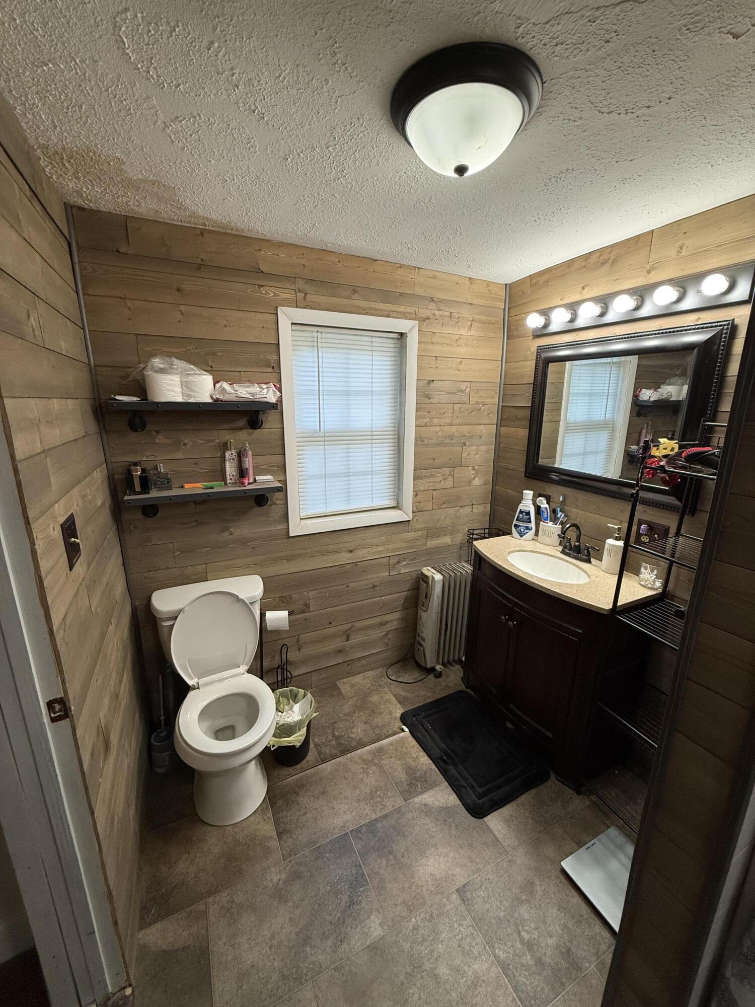 1708 Osborne Road Property Photo 16
