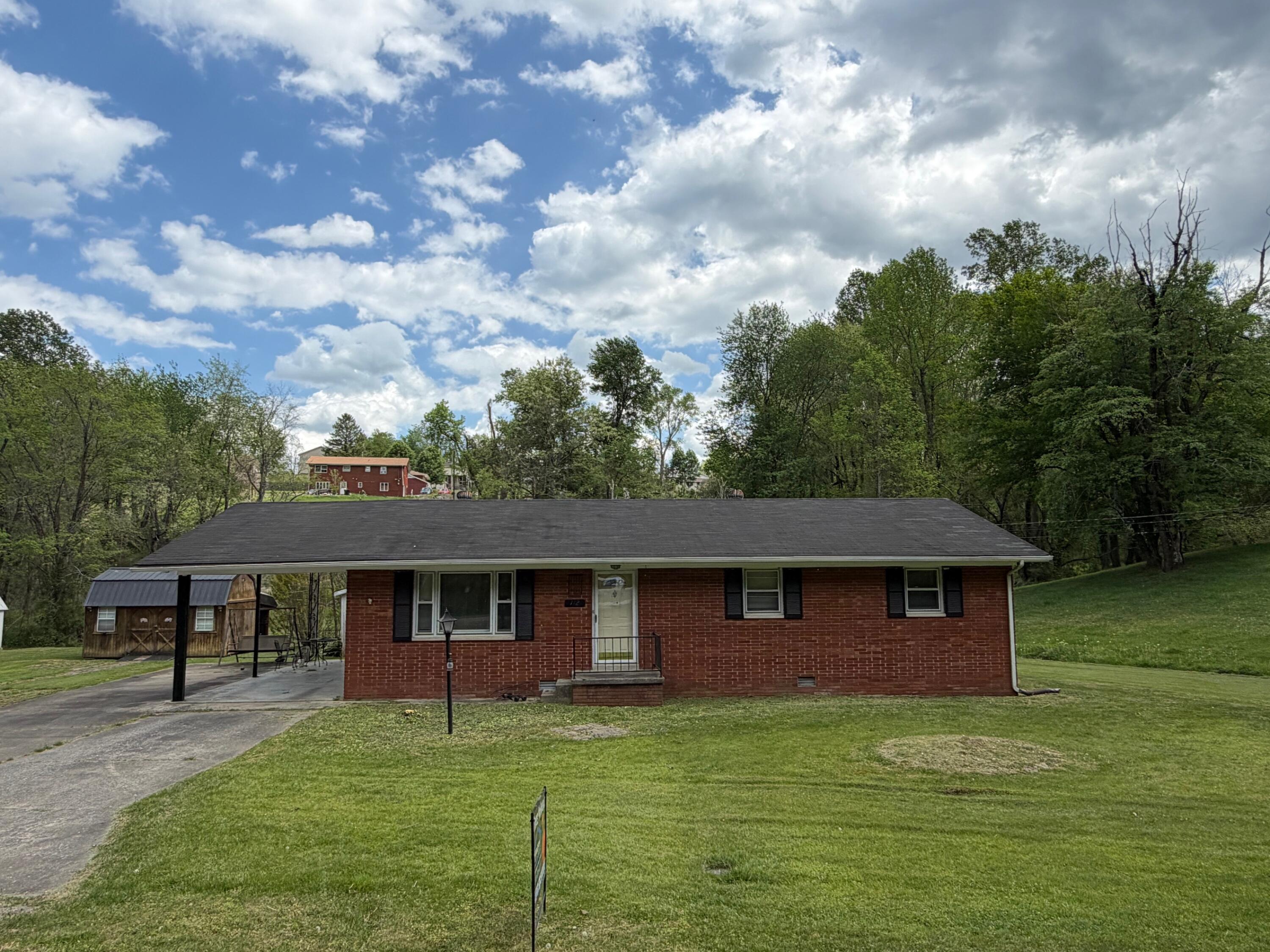 112 N Earls Avenue Property Photo 2