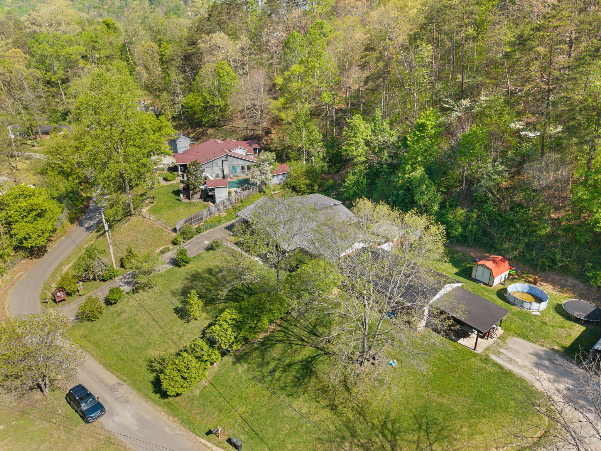 191 Armory Road Property Photo 2