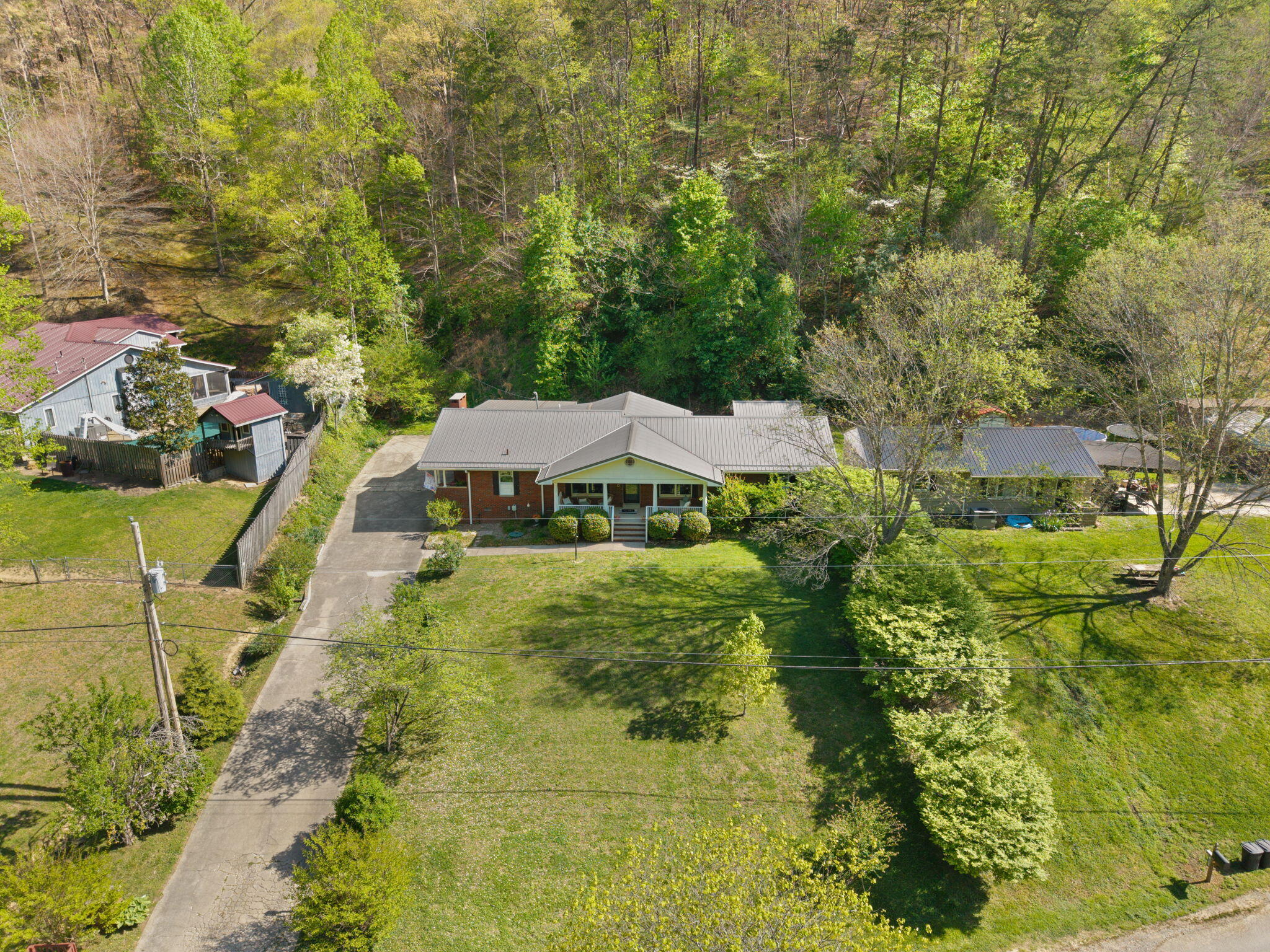 191 Armory Road Property Photo 3
