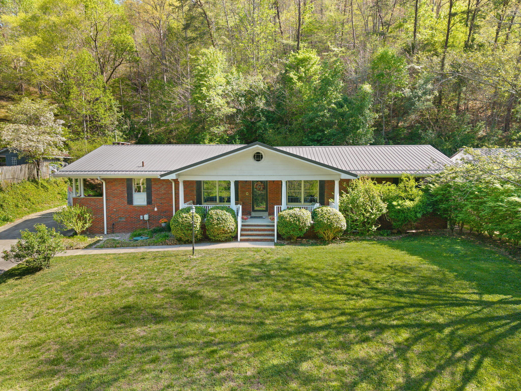 191 Armory Road Property Photo 4
