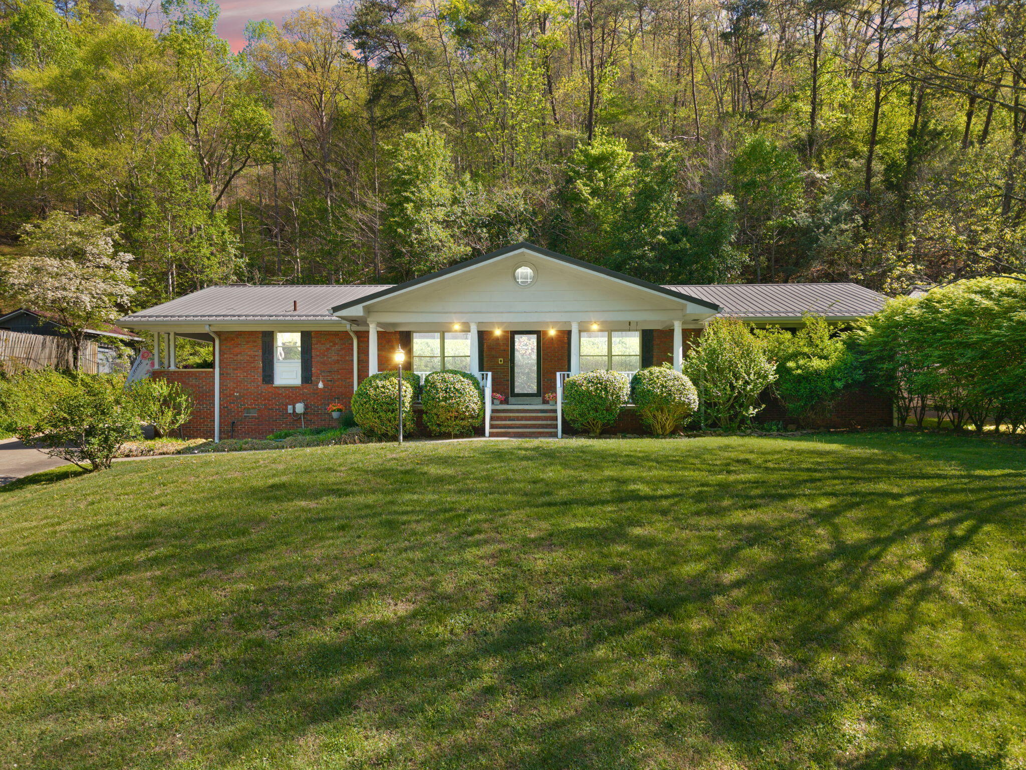 191 Armory Road Property Photo 8