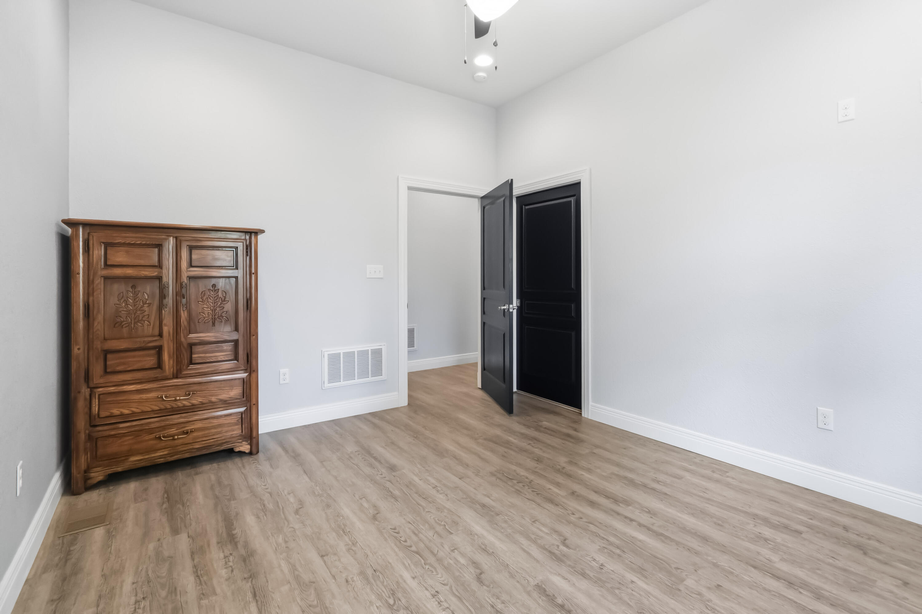 217 E Highway 1248 Property Photo 18