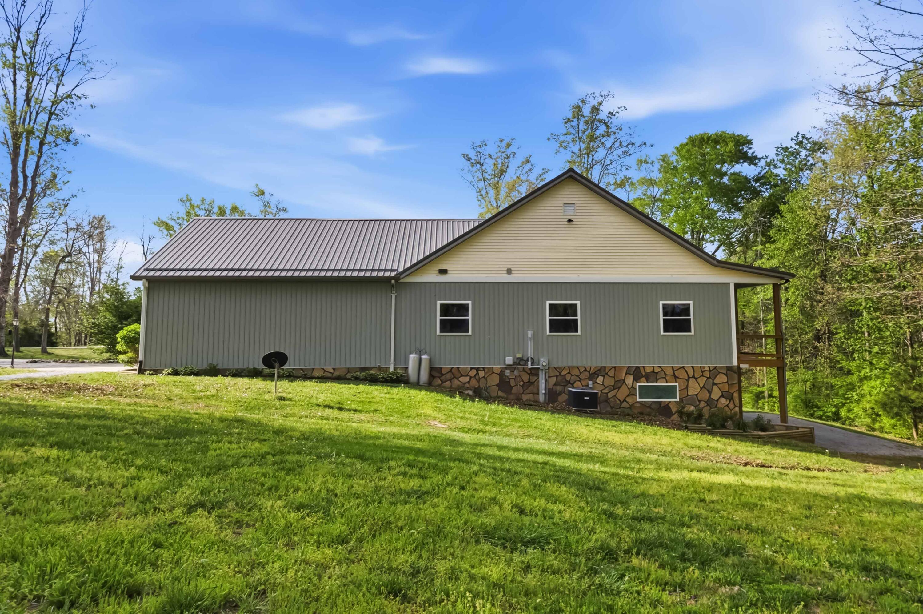 217 E Highway 1248 Property Photo 49