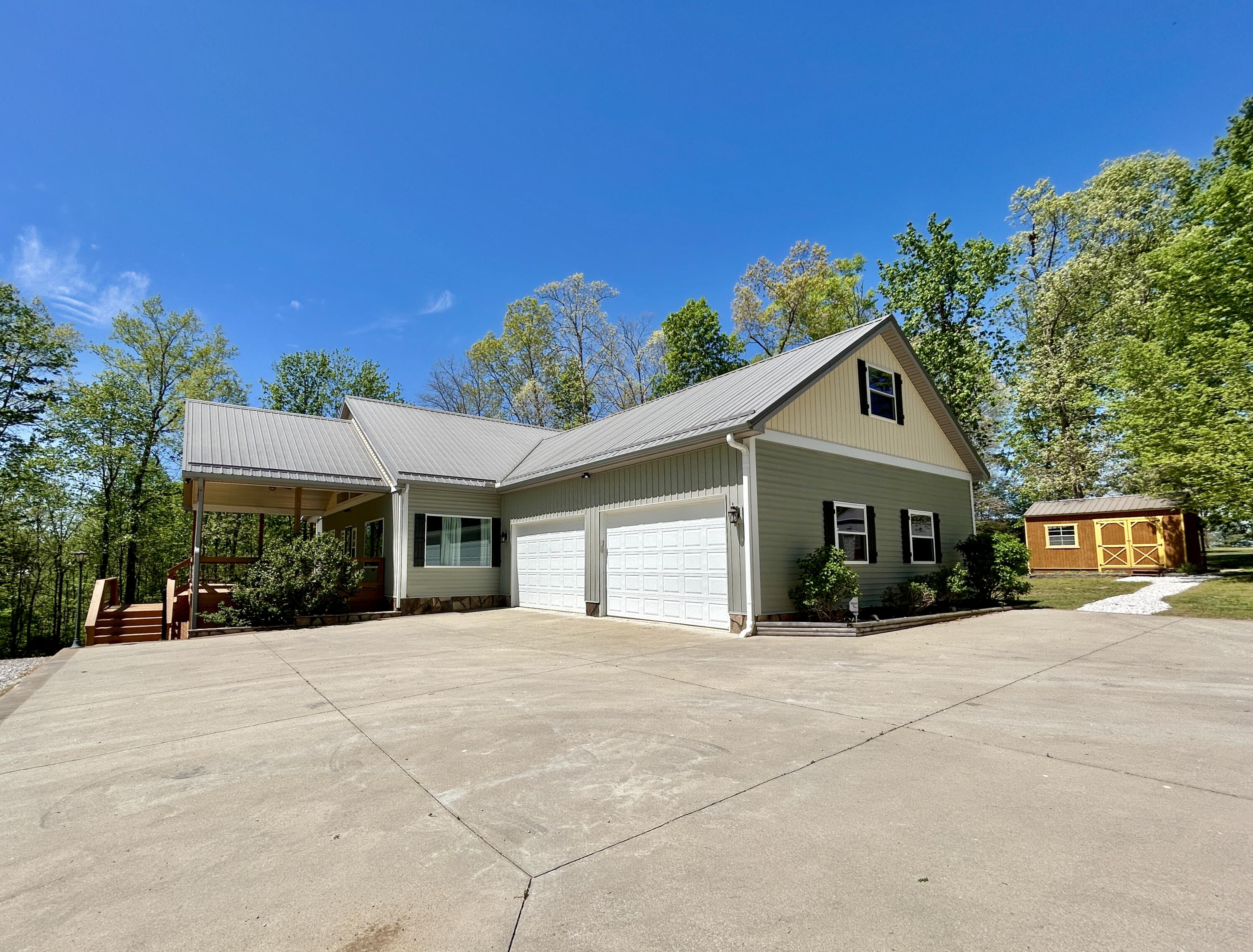 217 E Highway 1248 Property Photo 60