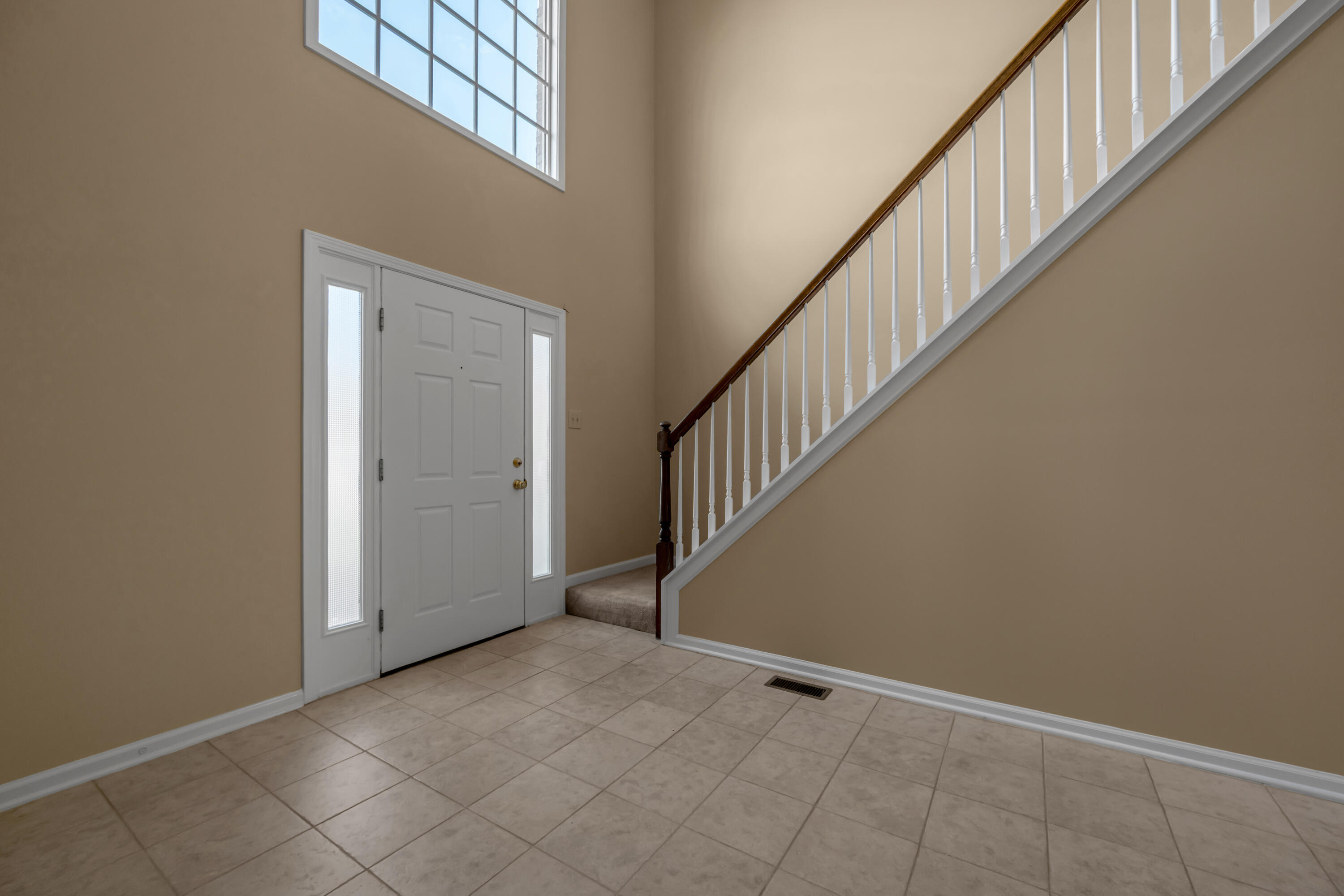 1100 Seville Court Property Photo 1