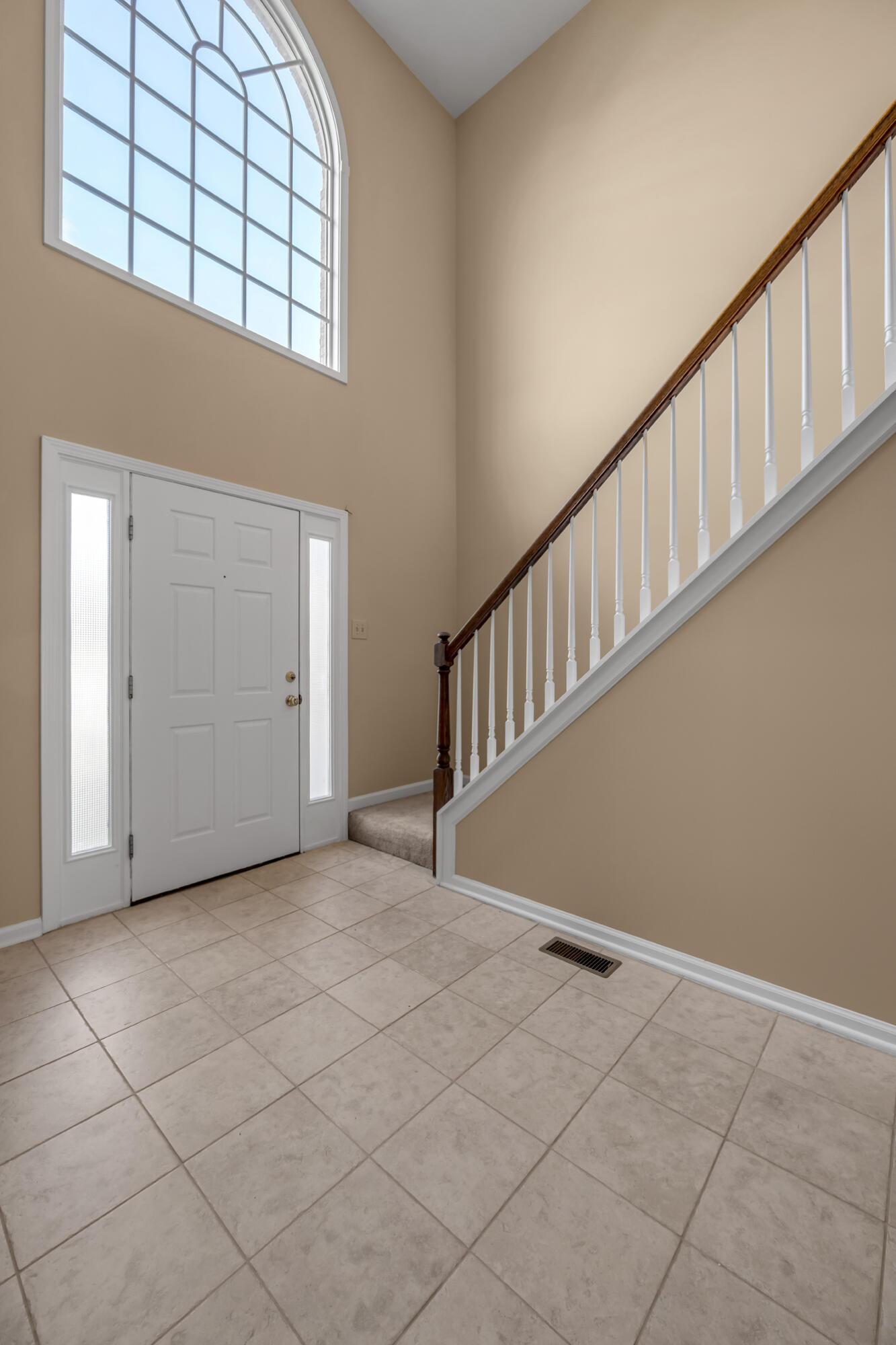1100 Seville Court Property Photo 2