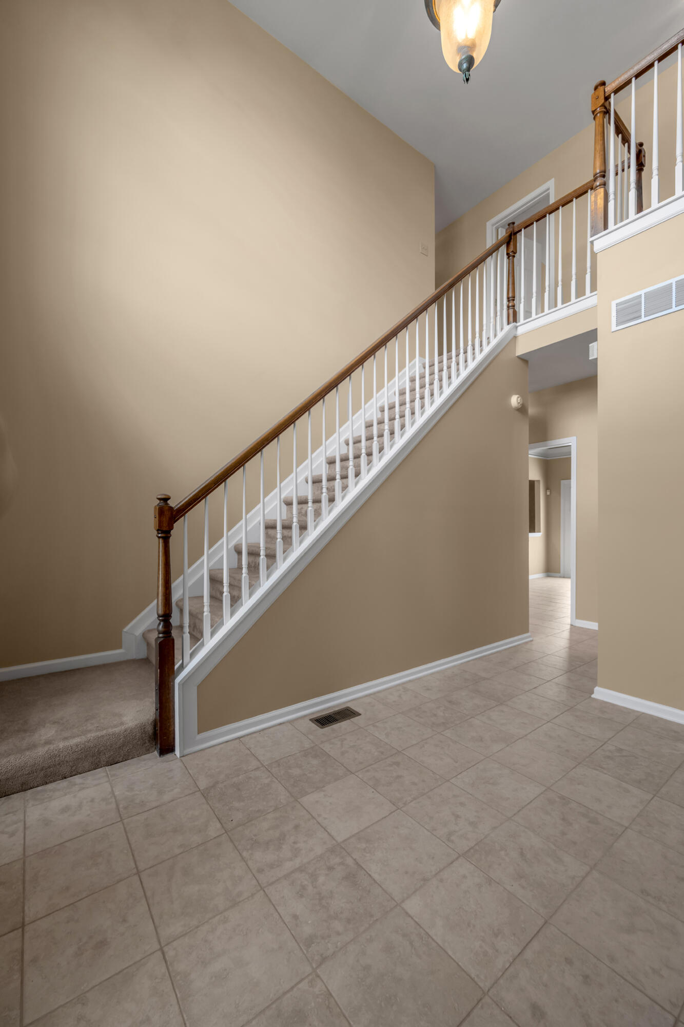 1100 Seville Court Property Photo 3