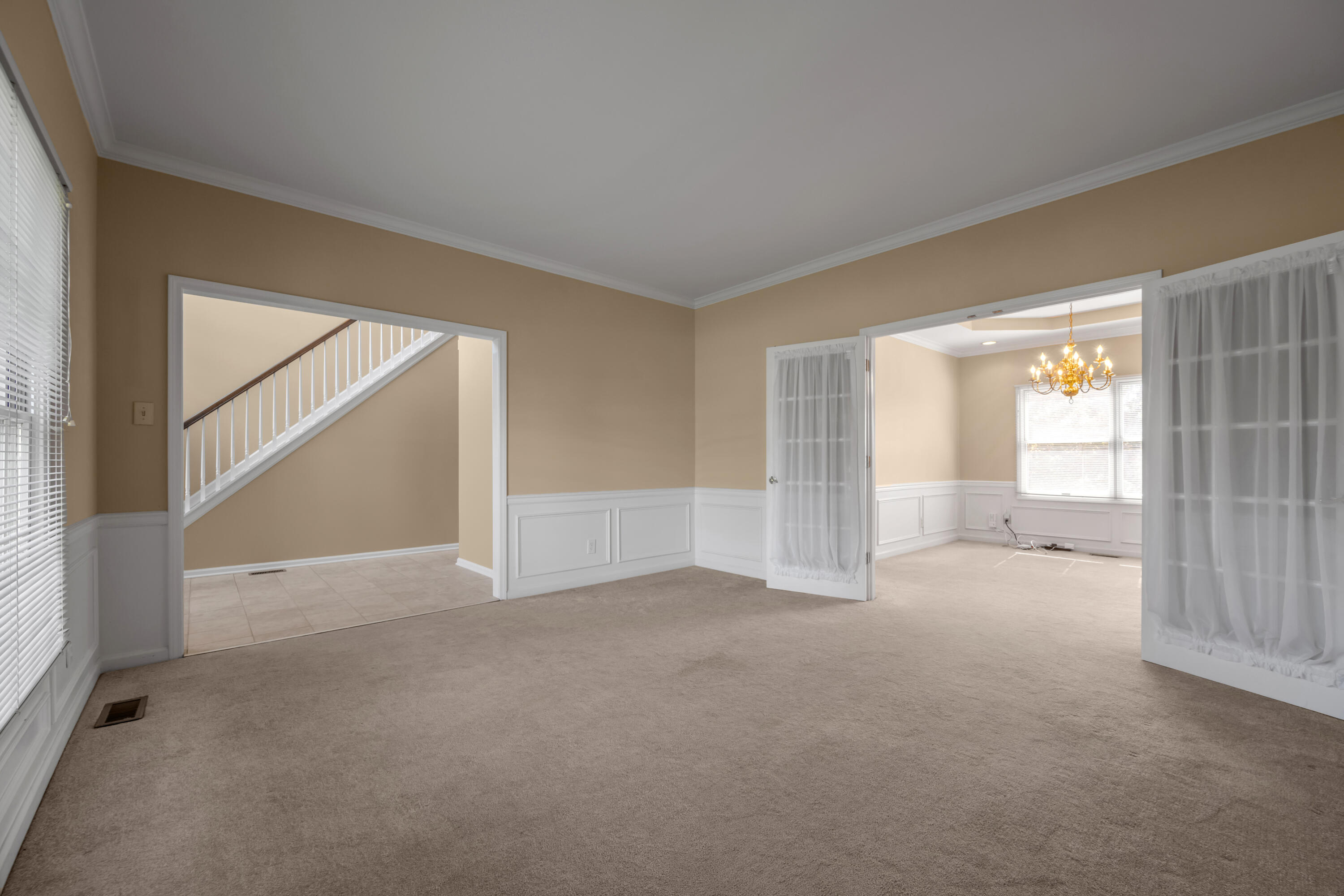 1100 Seville Court Property Photo 6