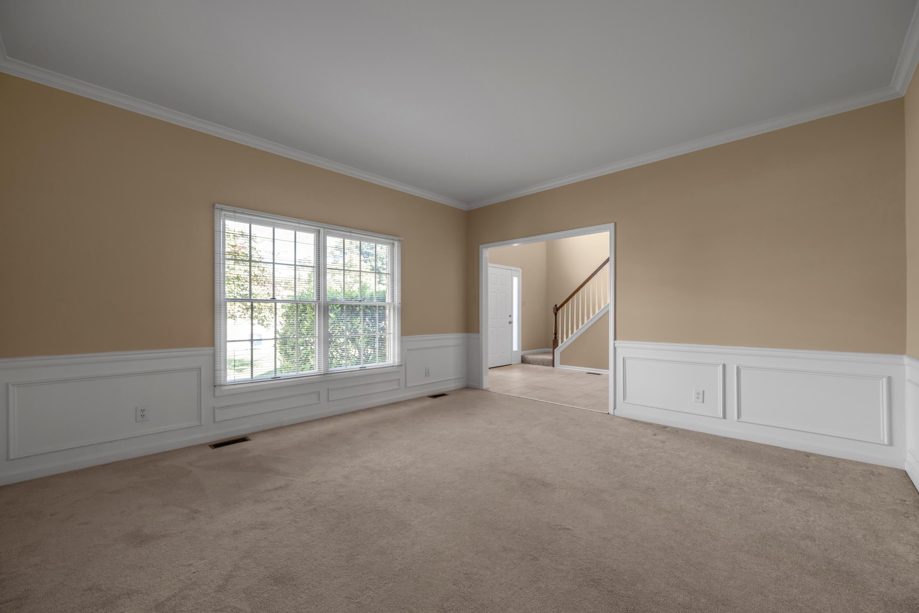 1100 Seville Court Property Photo 7