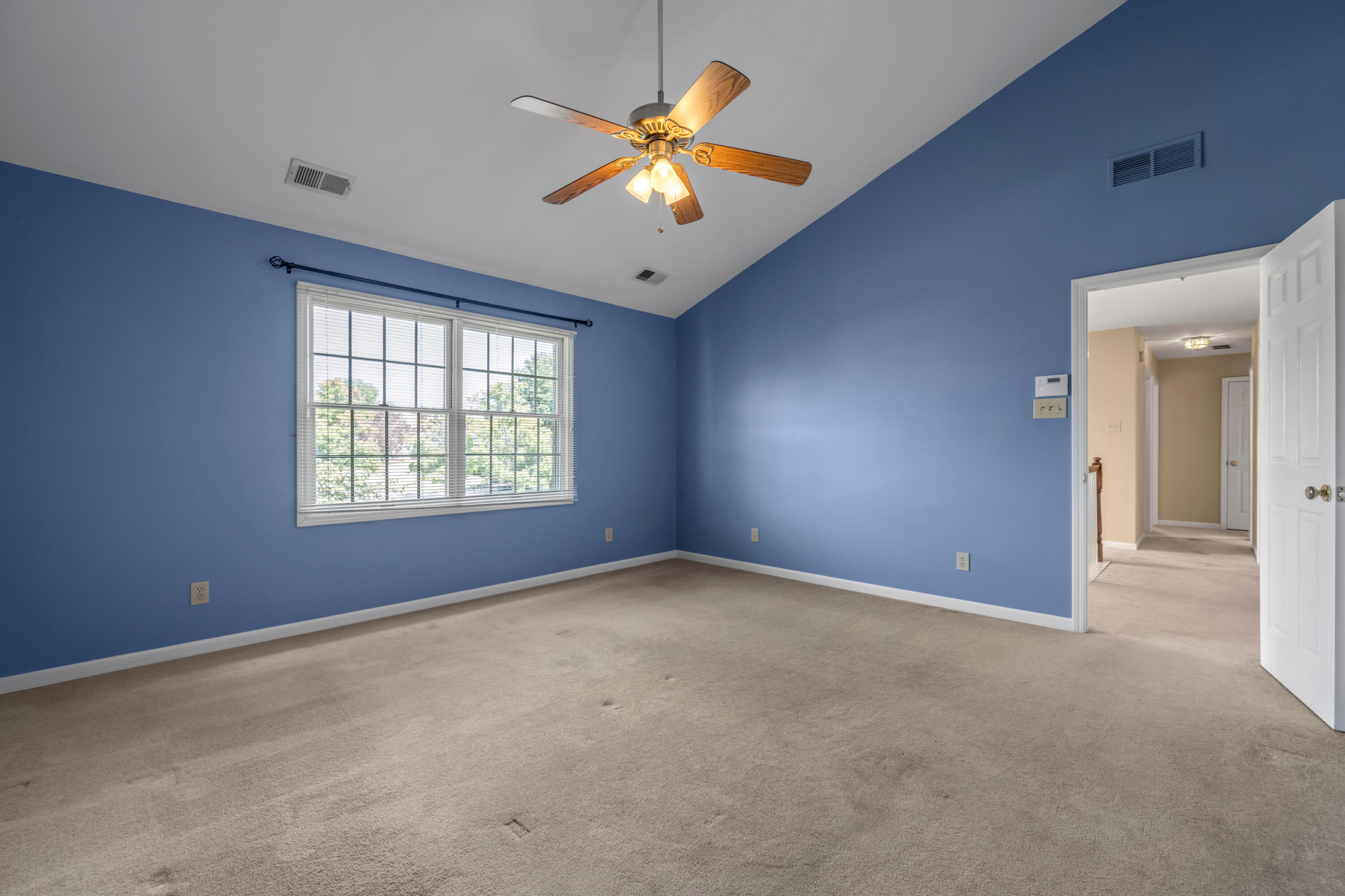 1100 Seville Court Property Photo 32