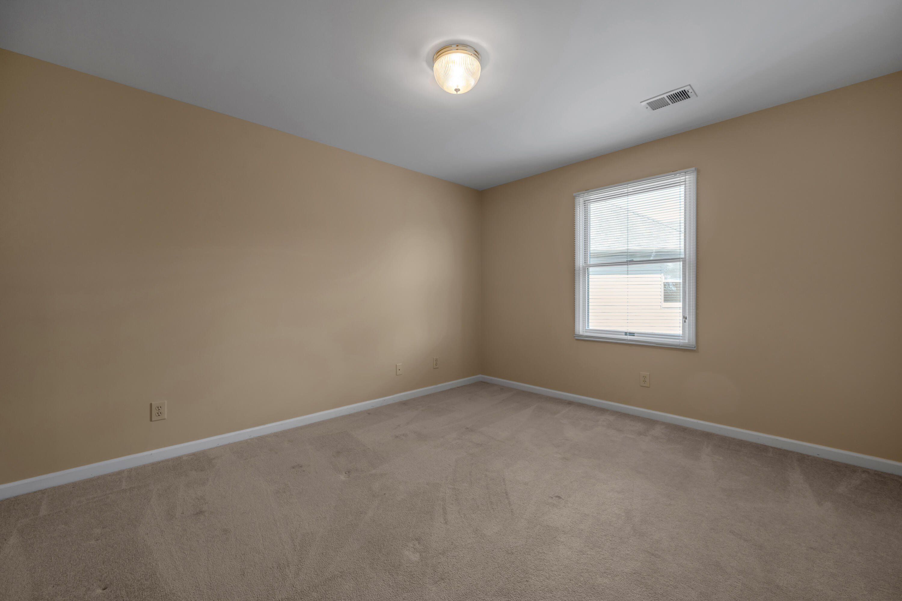 1100 Seville Court Property Photo 42