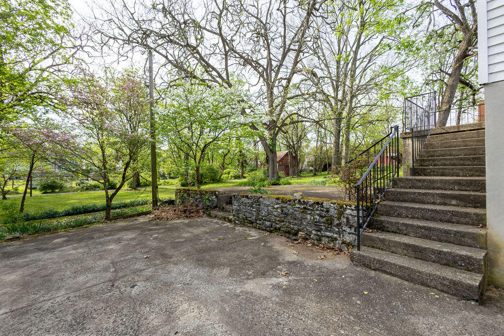 443 S Maple Street Property Photo 51