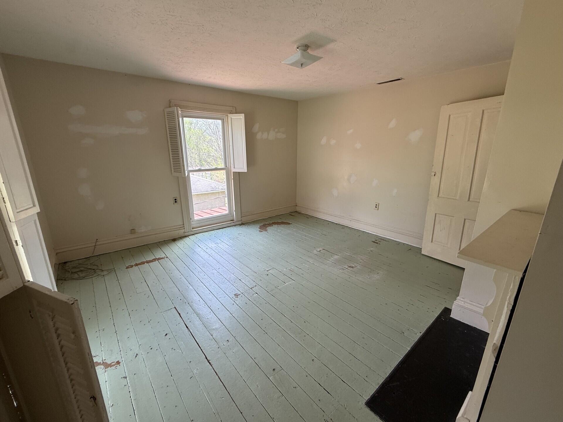 155 State Street Property Photo 17