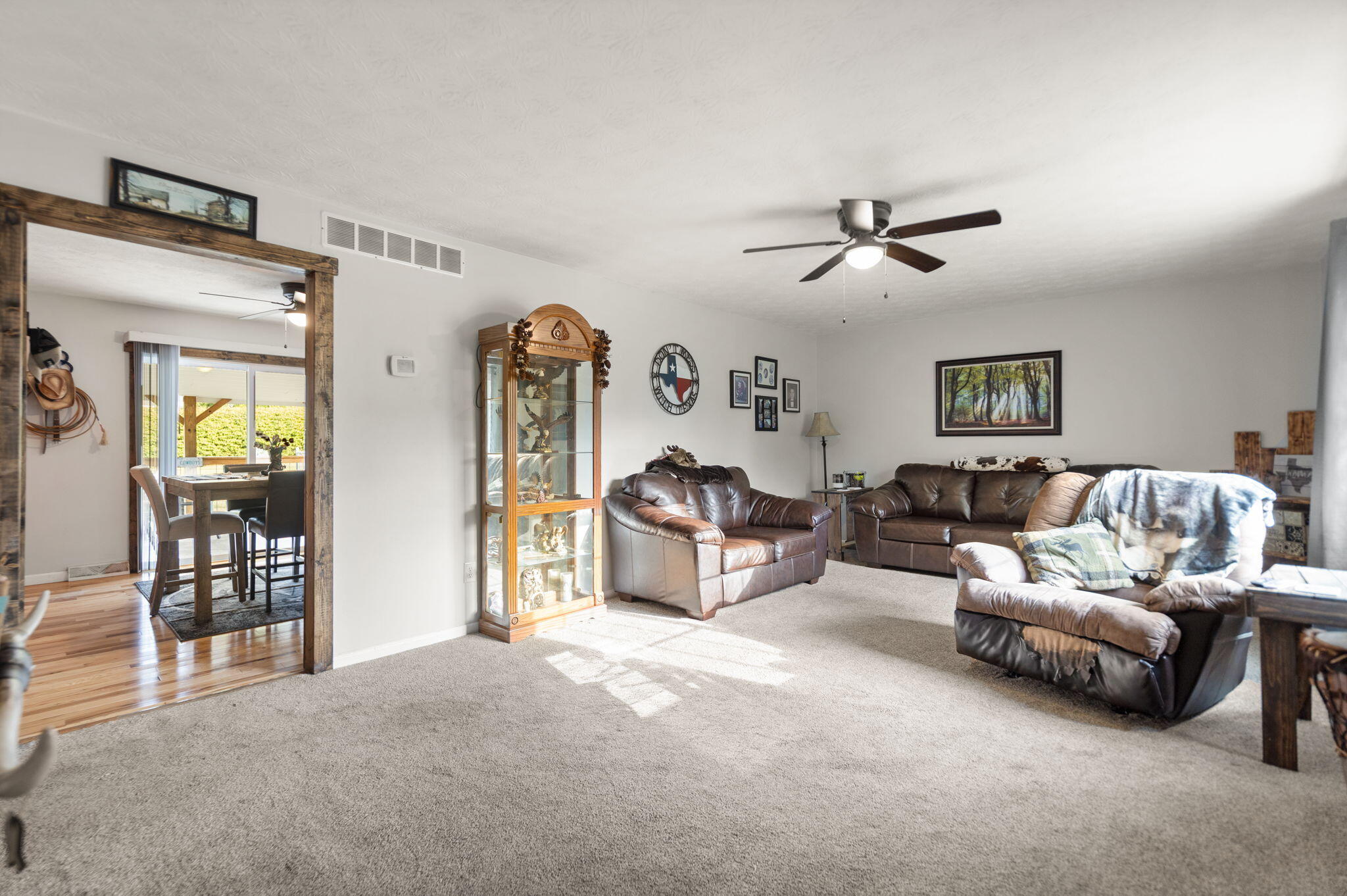 3090 Shakertown Road Property Photo 4