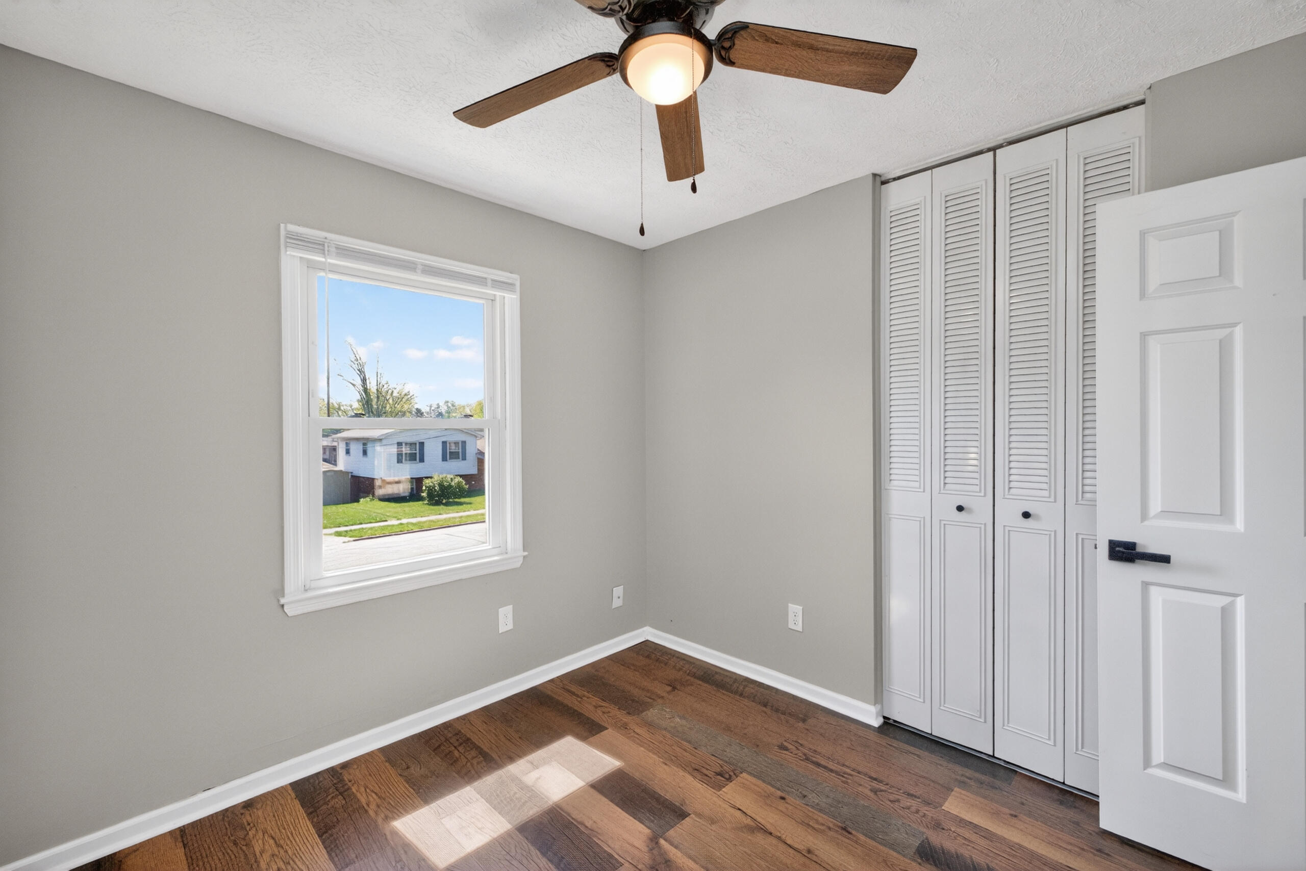 259 S Eagle Creek Drive Property Photo 19