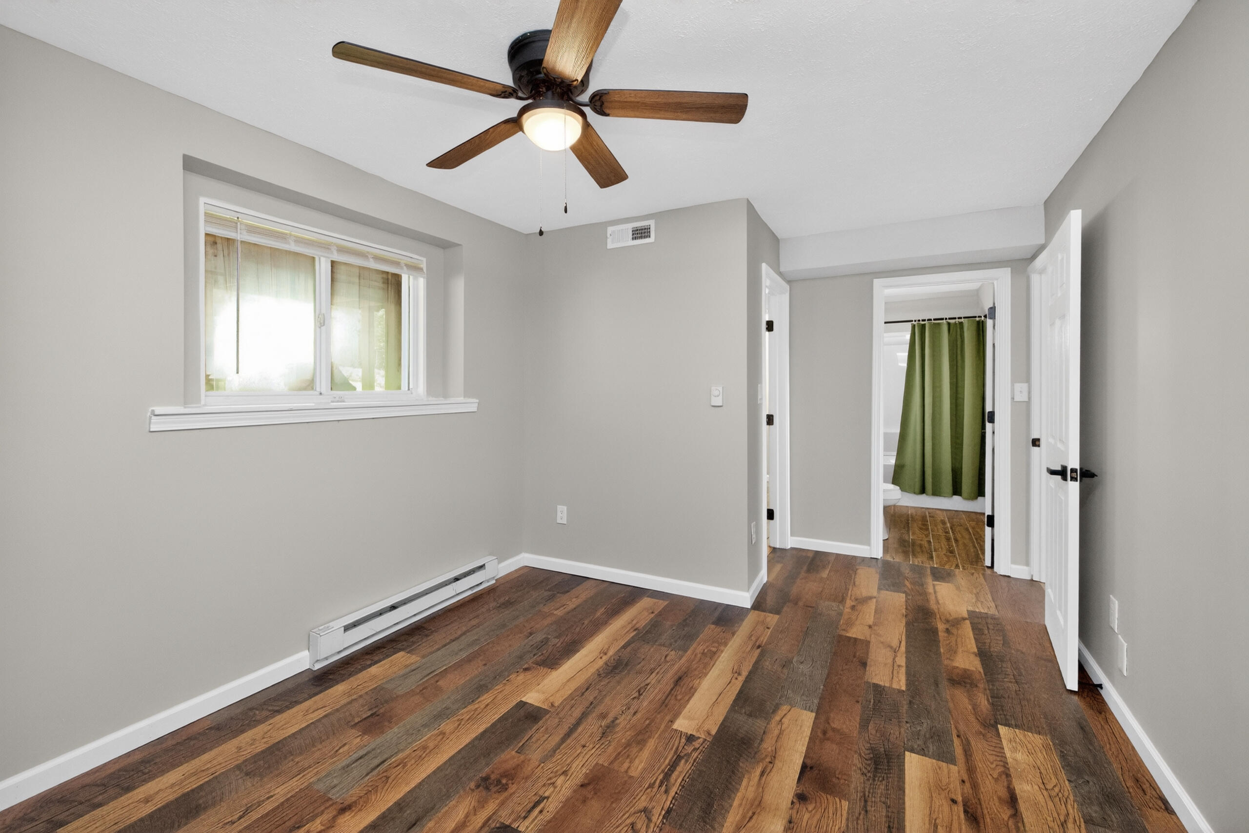 259 S Eagle Creek Drive Property Photo 28