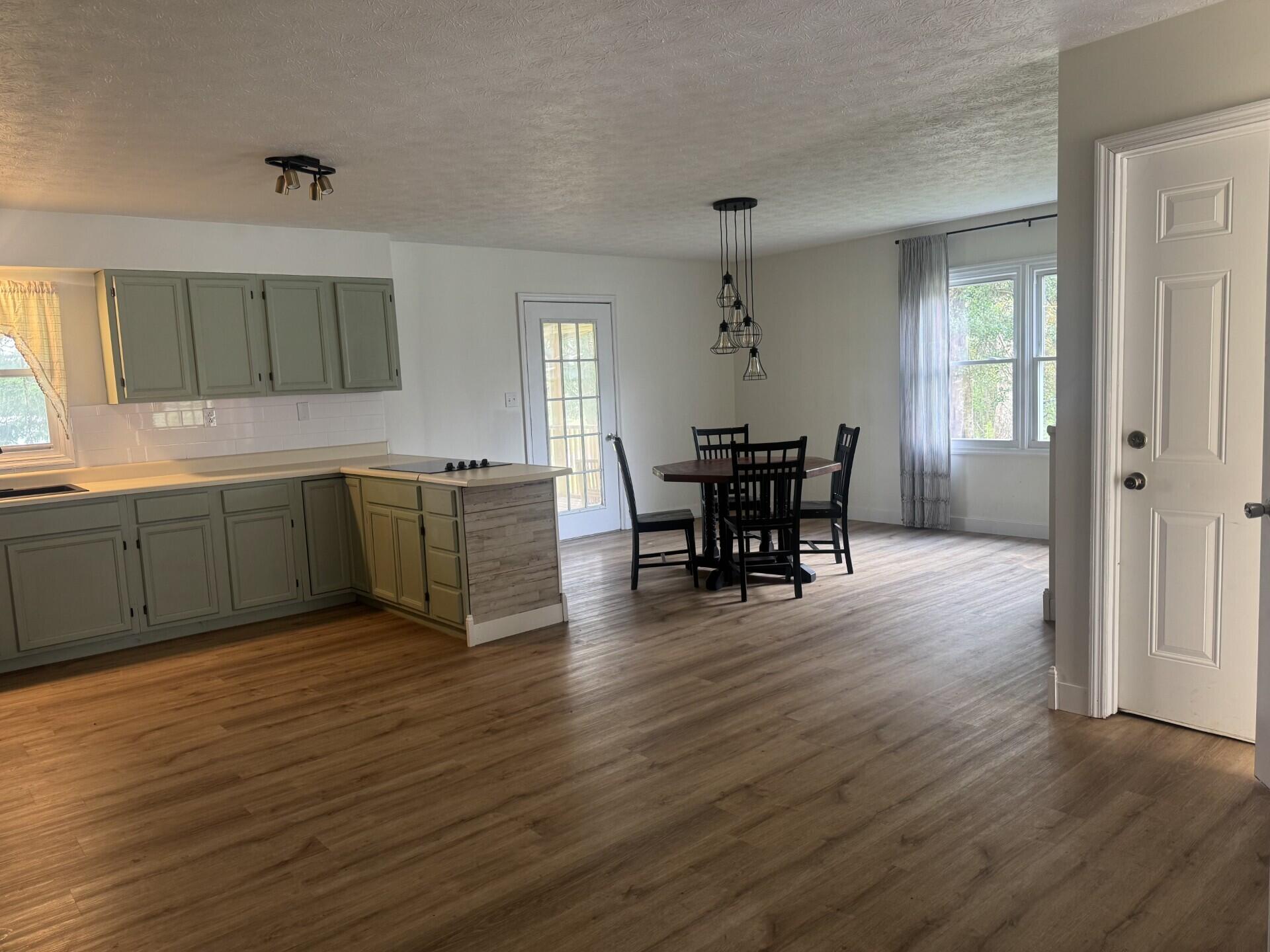 140 Rudder Road Property Photo 18