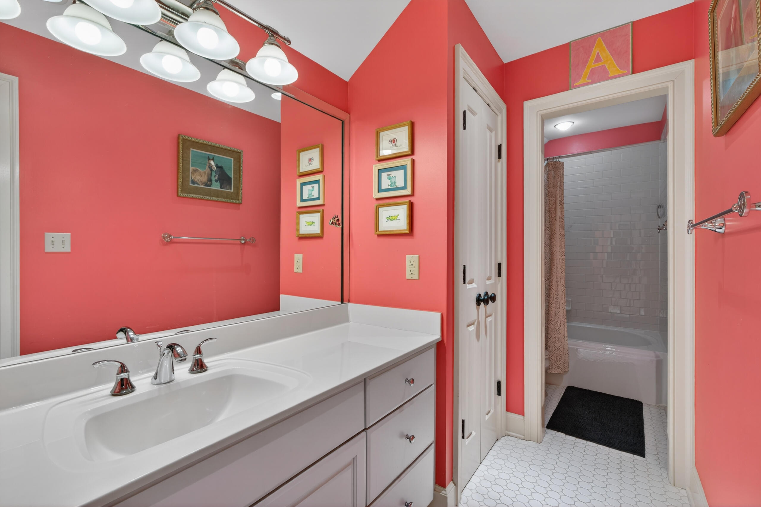 1633 Ashwood Road Property Photo 40