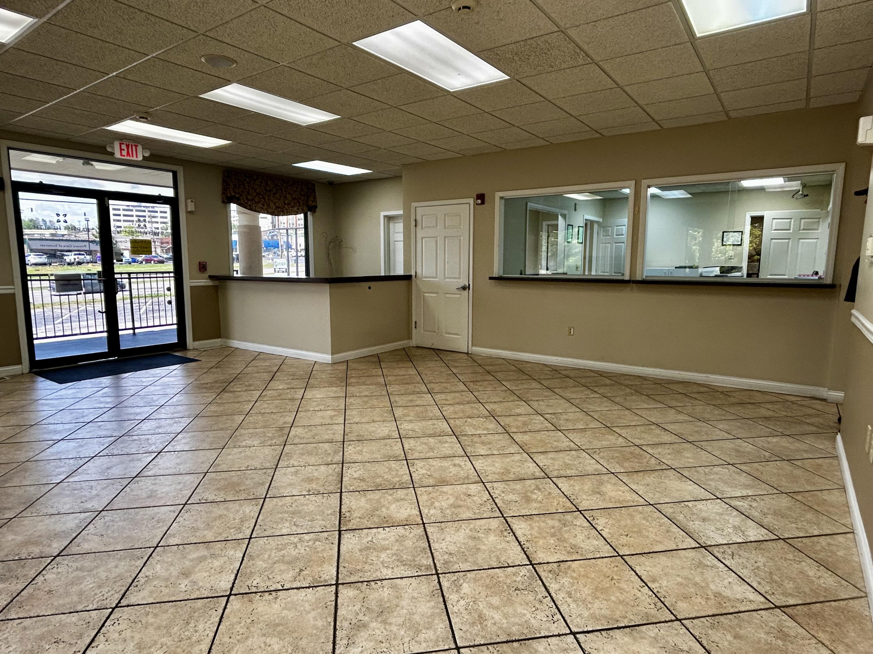 754 S 27 Highway Property Photo 9