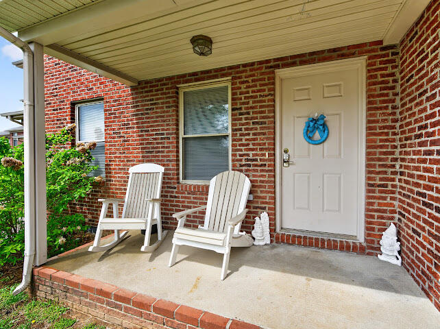 502 Tecumseh Trail C Property Photo 1