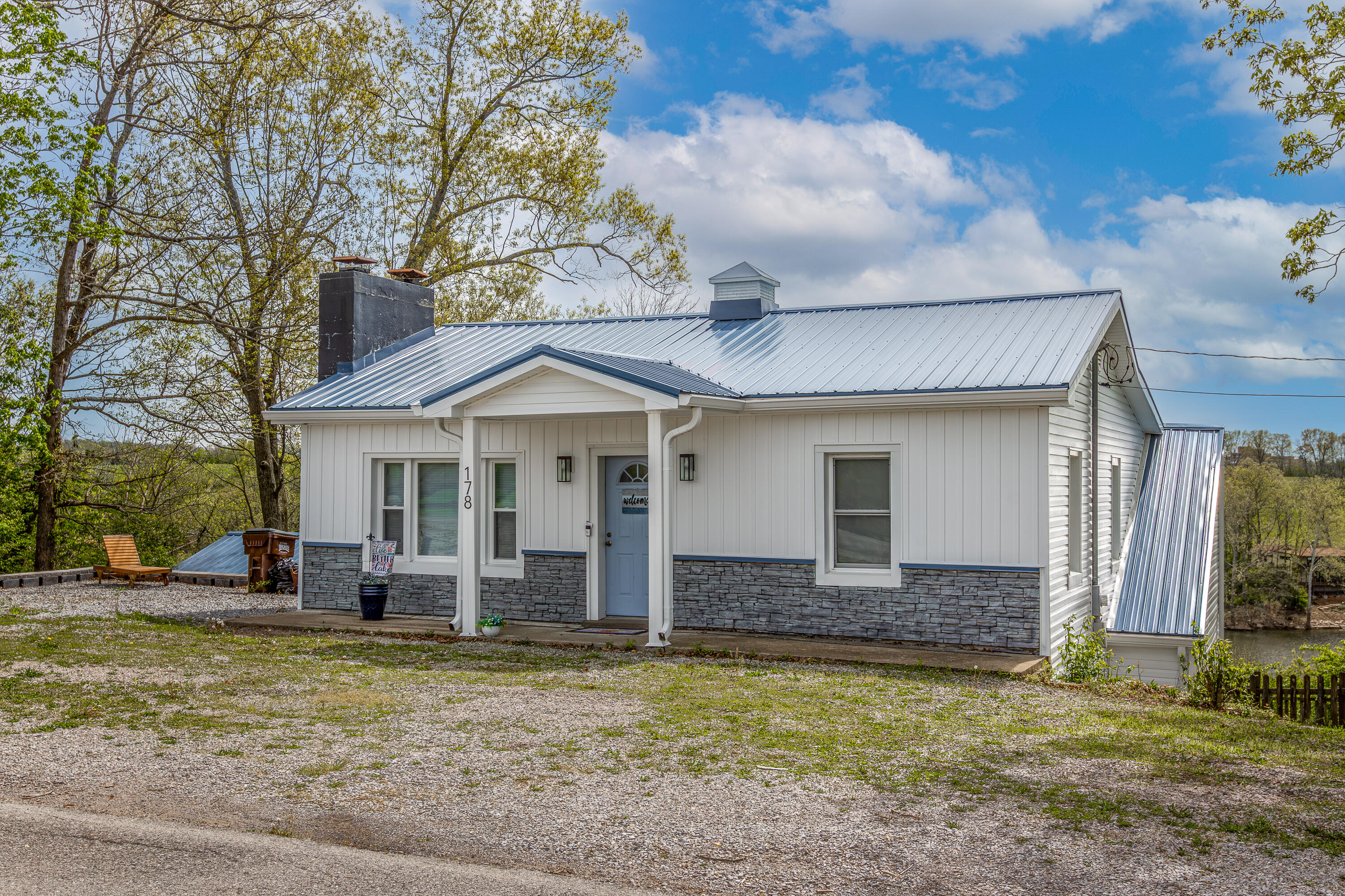 178 Lakeview Point Road Property Photo 13