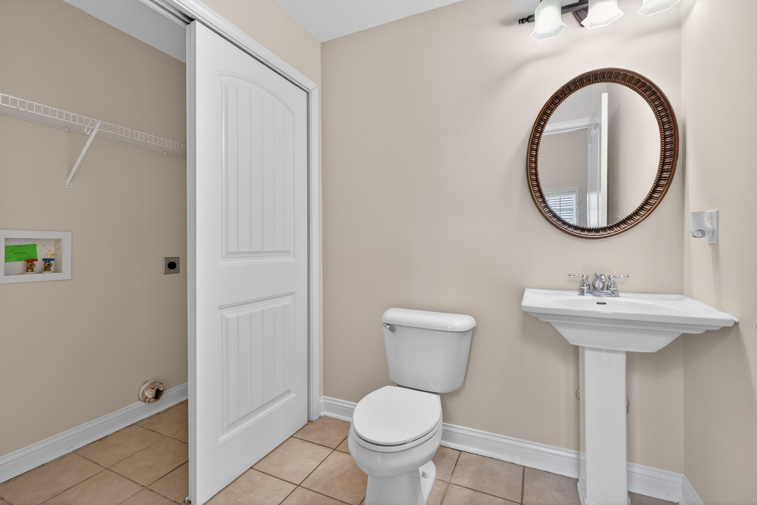 3373 Hibernia Pass Property Photo 23