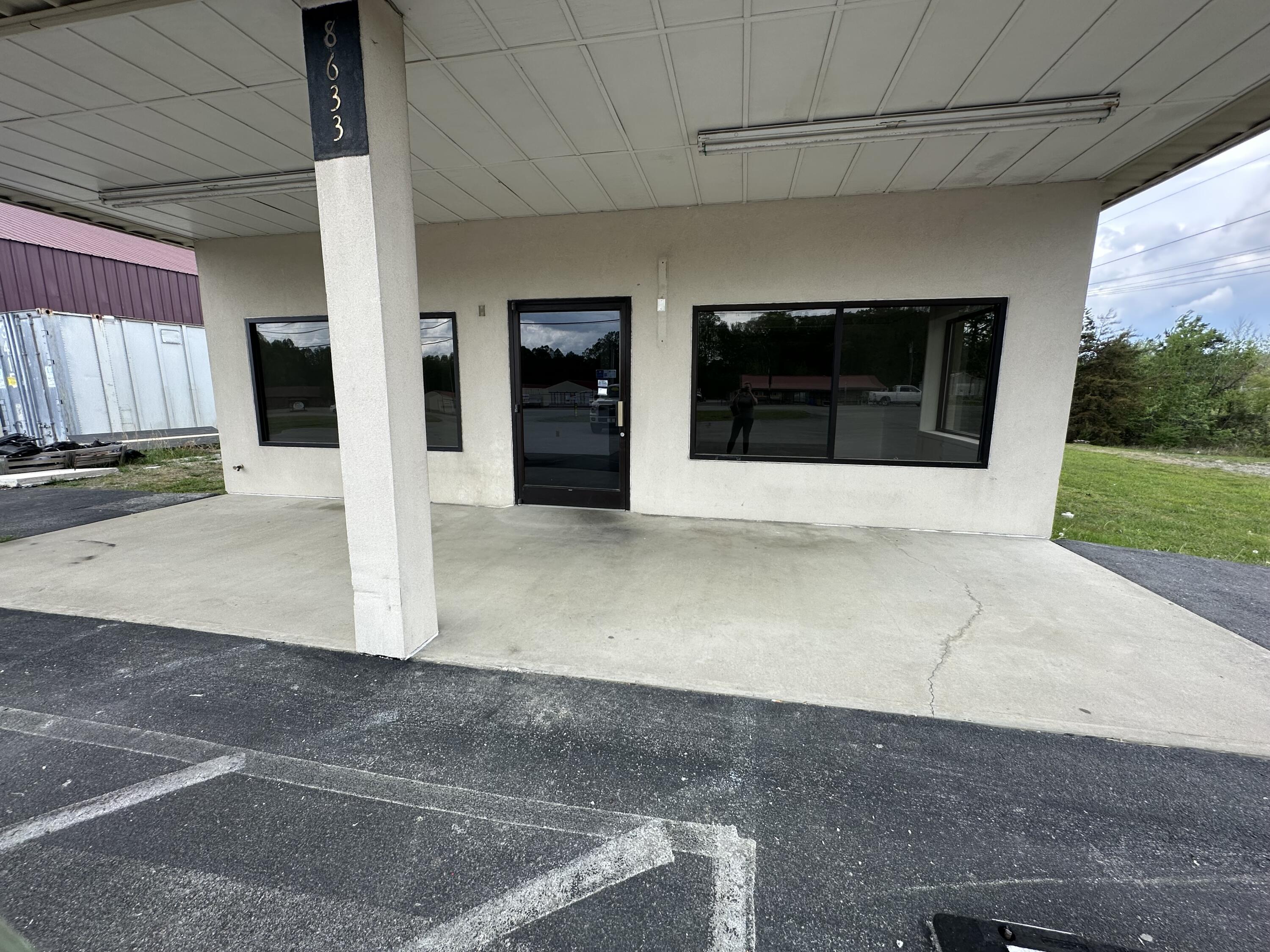 8669 Us-25 Property Photo 1