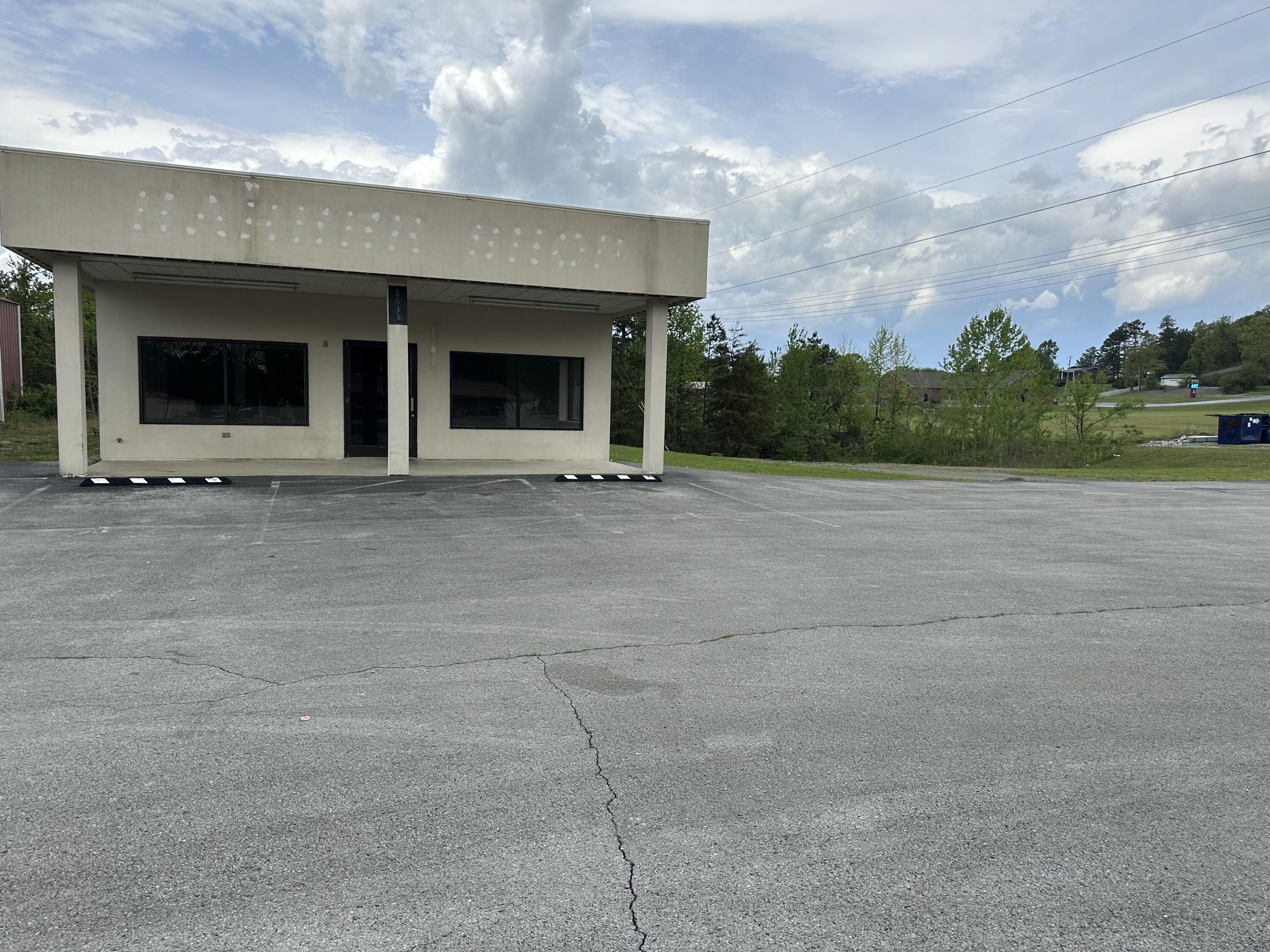 8669 Us-25 Property Photo 2
