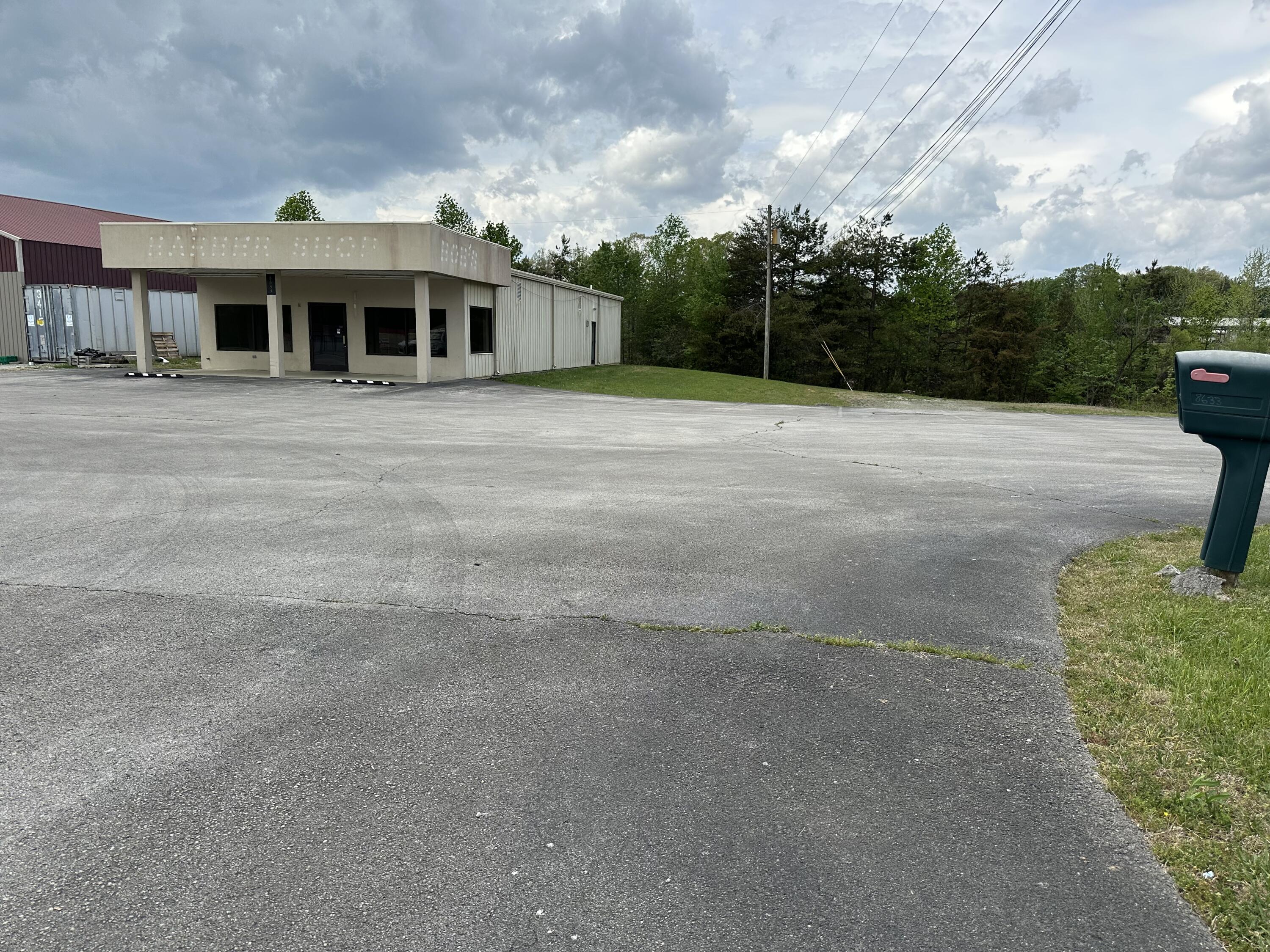 8669 Us-25 Property Photo 6