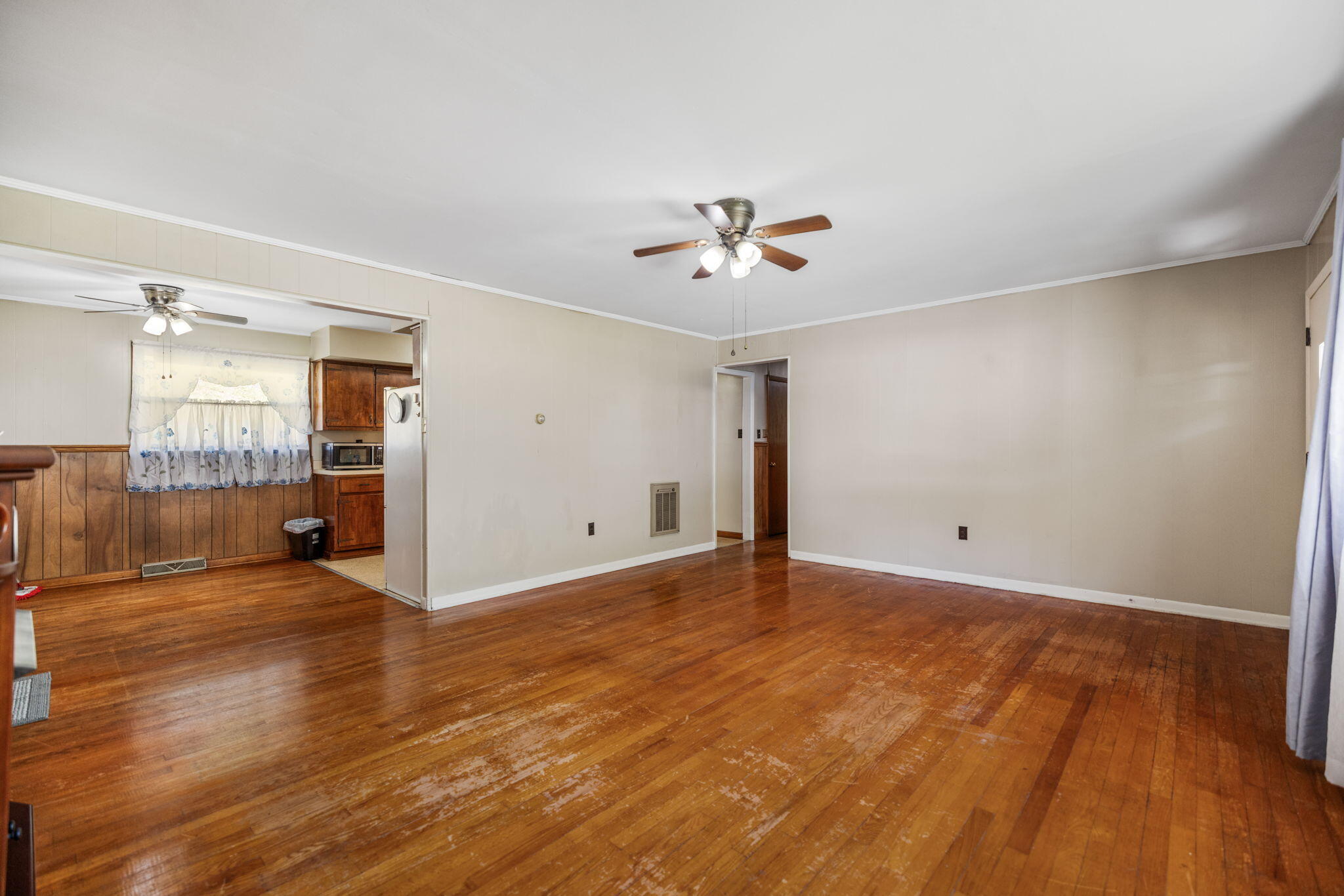 10 Frog Avenue Property Photo 17