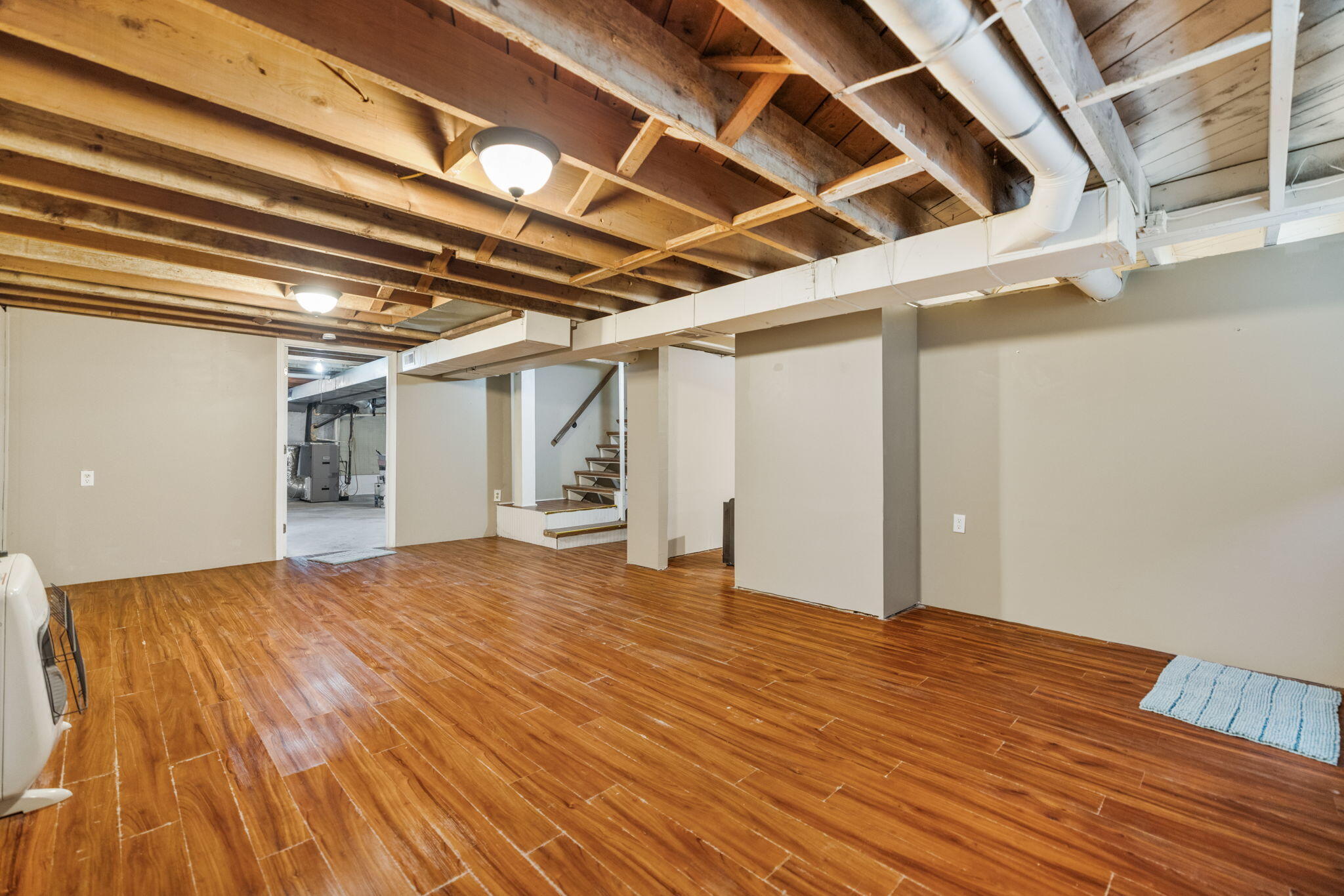10 Frog Avenue Property Photo 37
