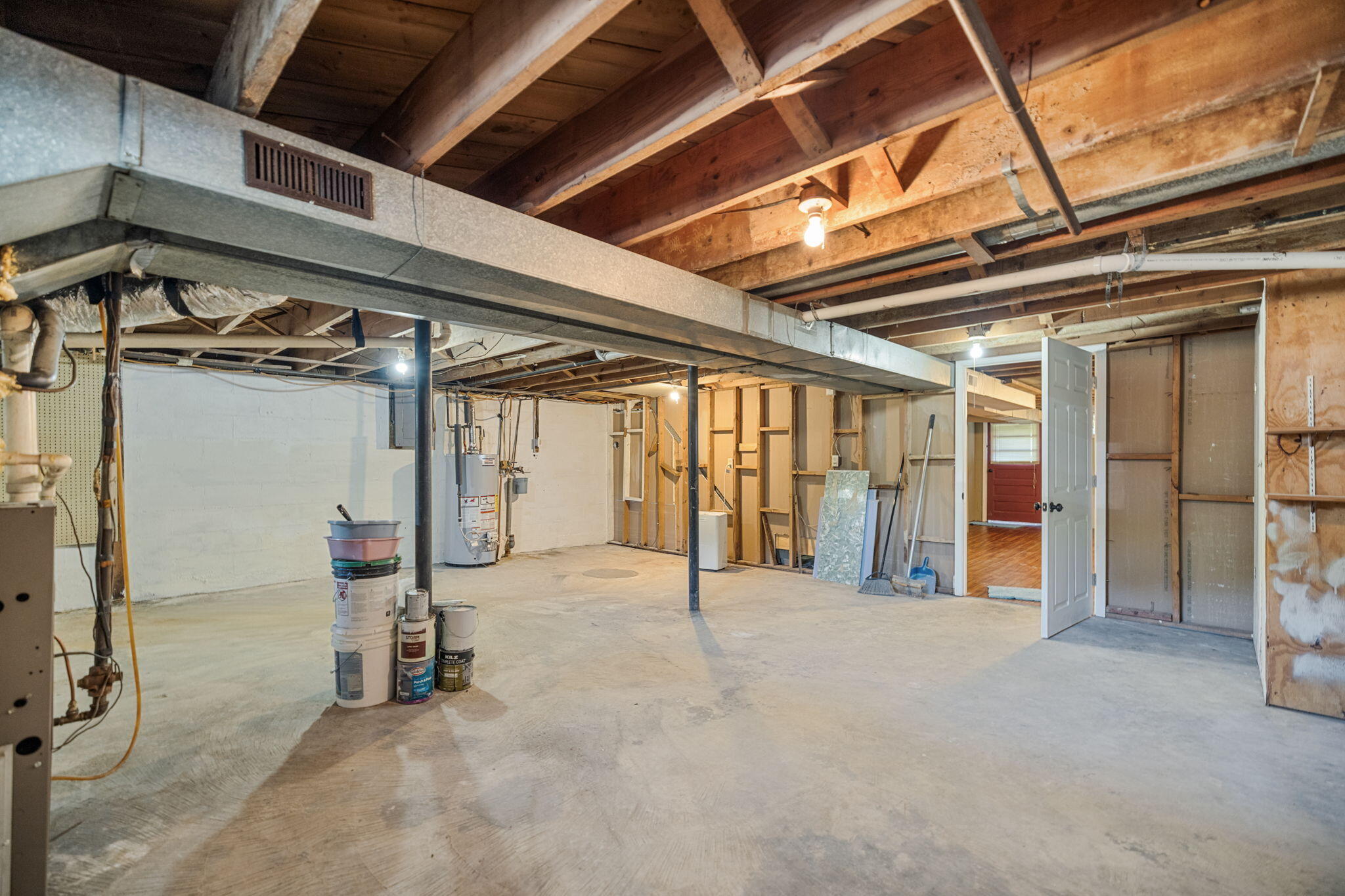 10 Frog Avenue Property Photo 46