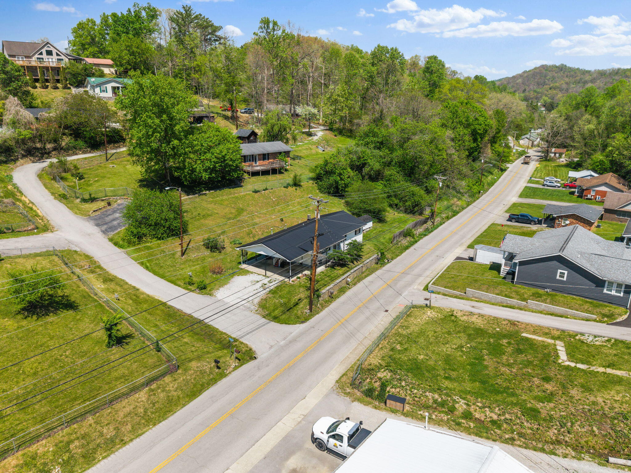 10 Frog Avenue Property Photo 49