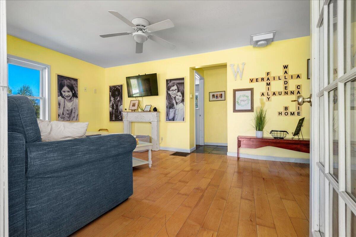 321 Elza Road Property Photo 8