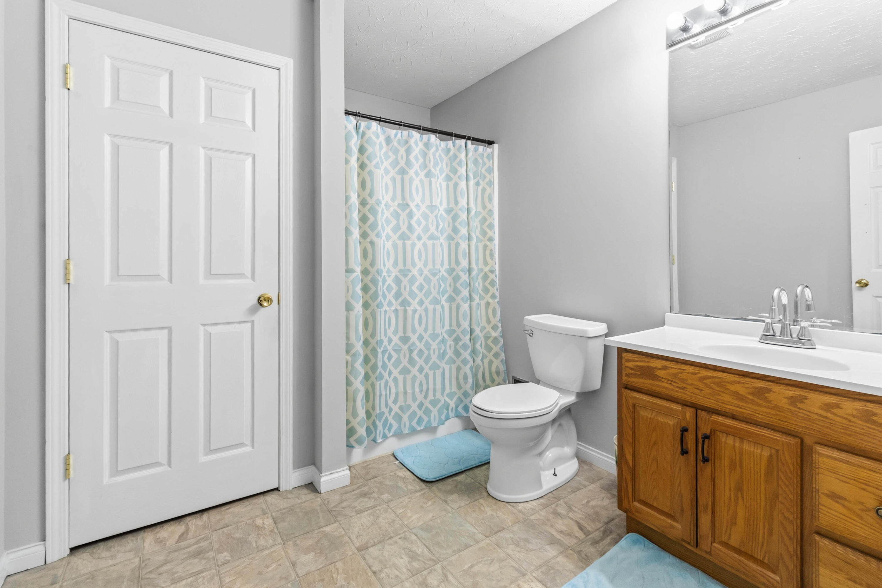 135 Country Acres Drive Property Photo 18