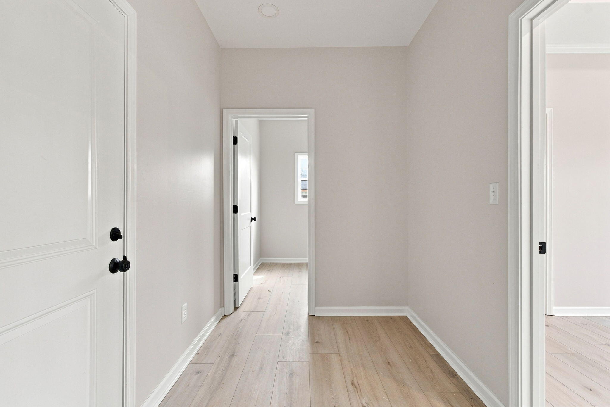 343 Mohegan Trail Property Photo 16