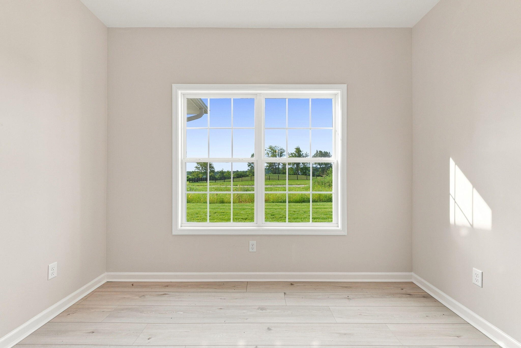 341 Mohegan Trail Property Photo 18