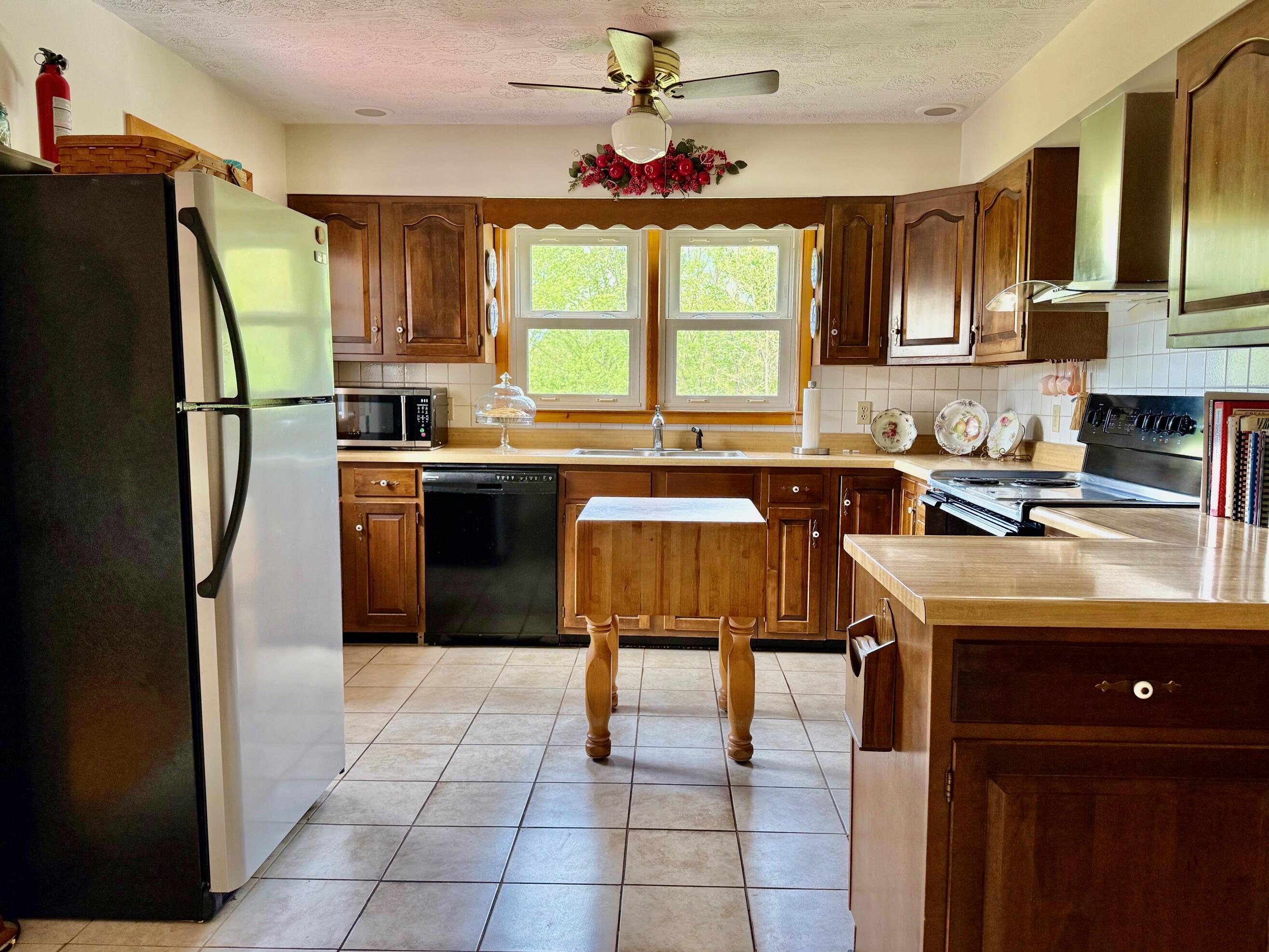 3317 Hwy 52 Property Photo 17